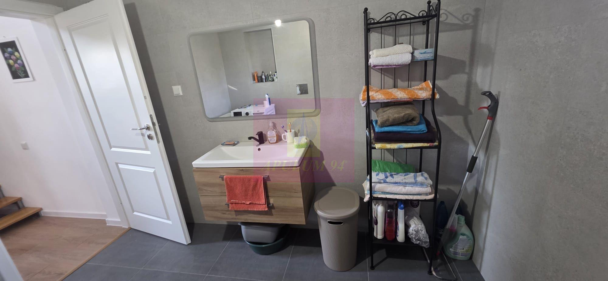 Vila 2025 de vanzare cu 4 camere in Breaza - 26