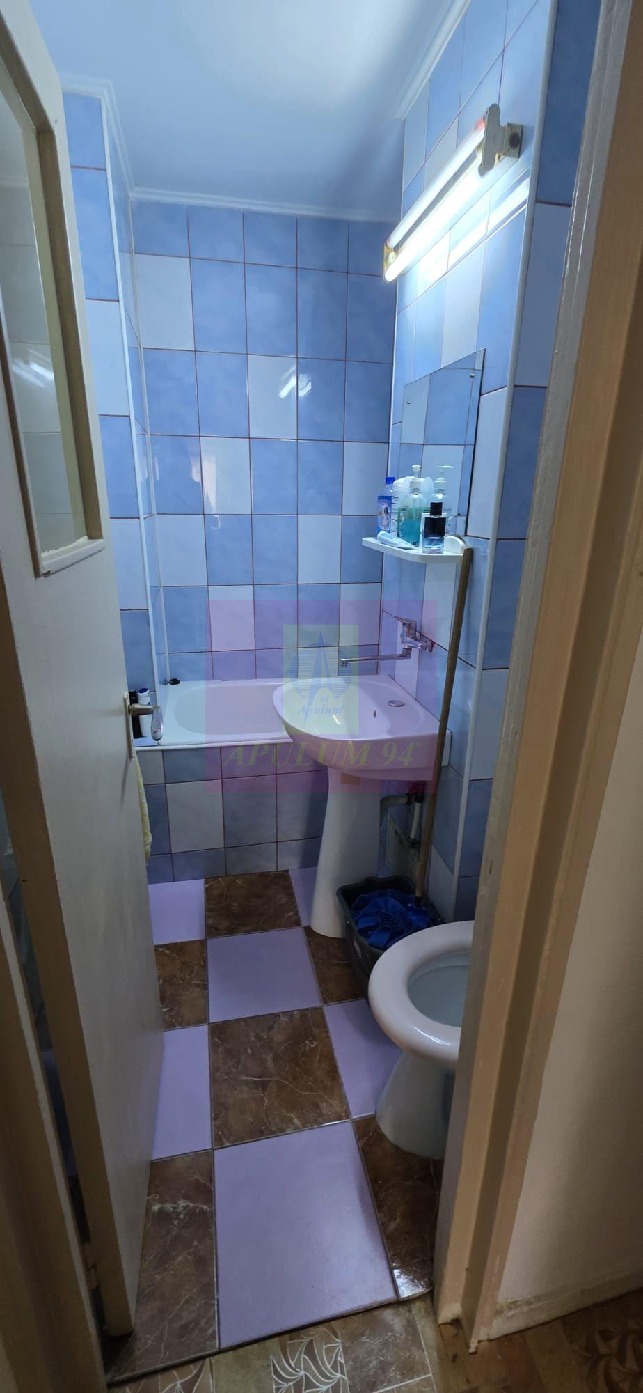 Apartament 3 camere de vanzare in Campina - 11