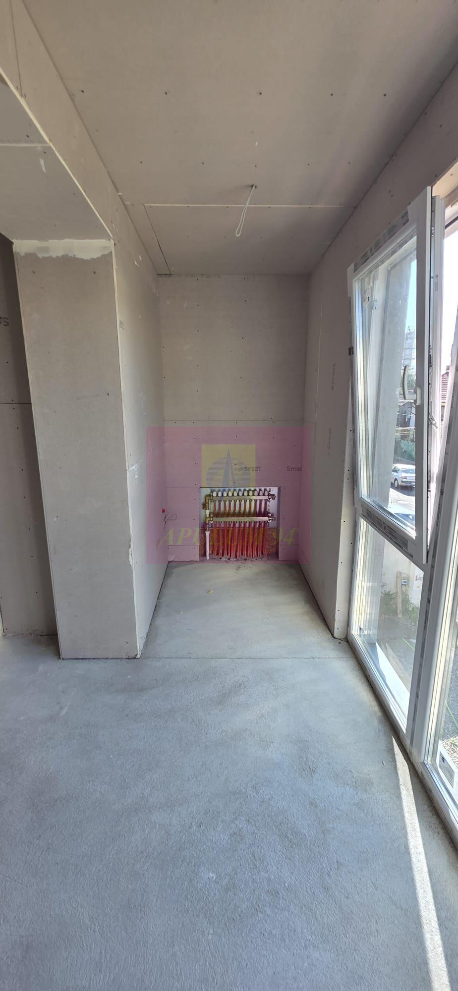 Apartament NOU cu 4 camere de vanzare in Campina - 16