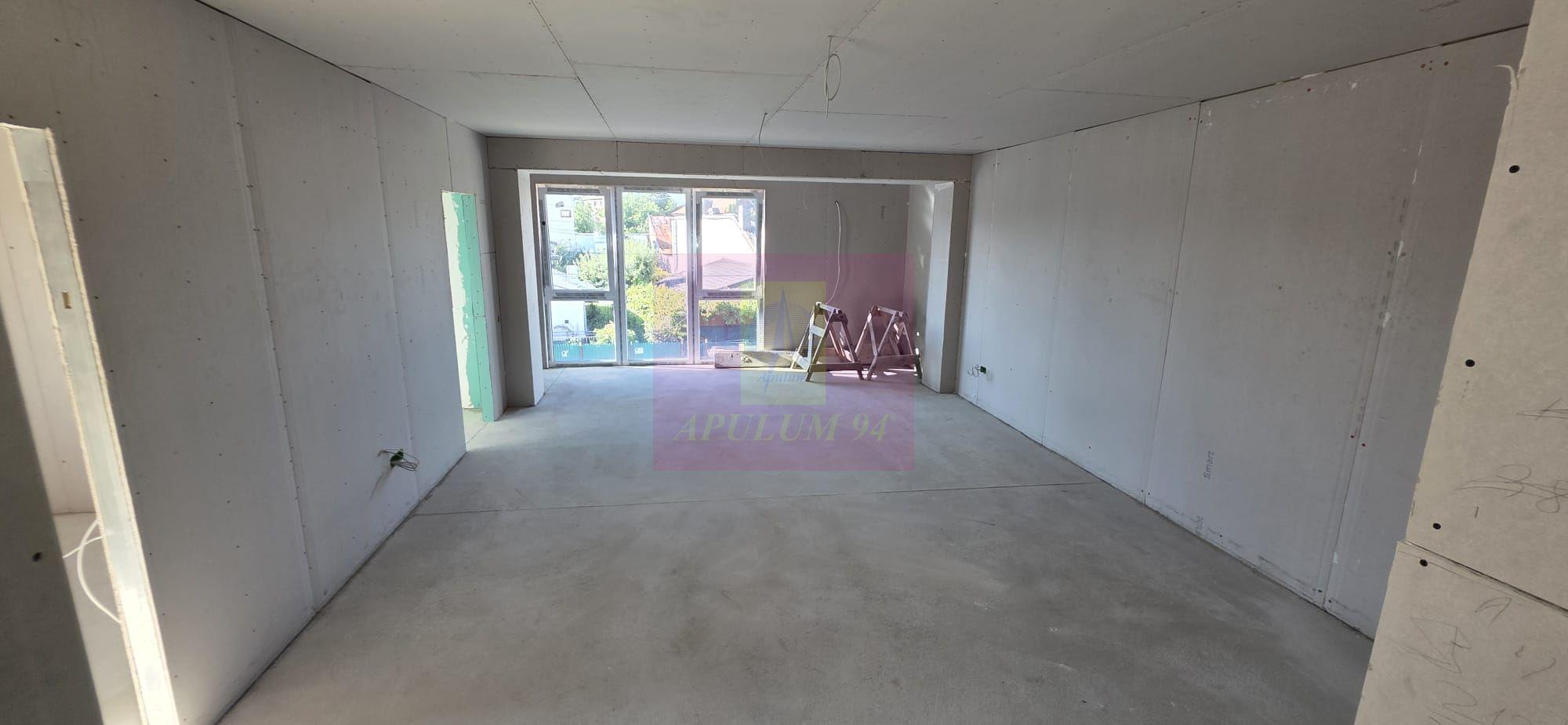 Apartament NOU cu 4 camere de vanzare in Campina - 4
