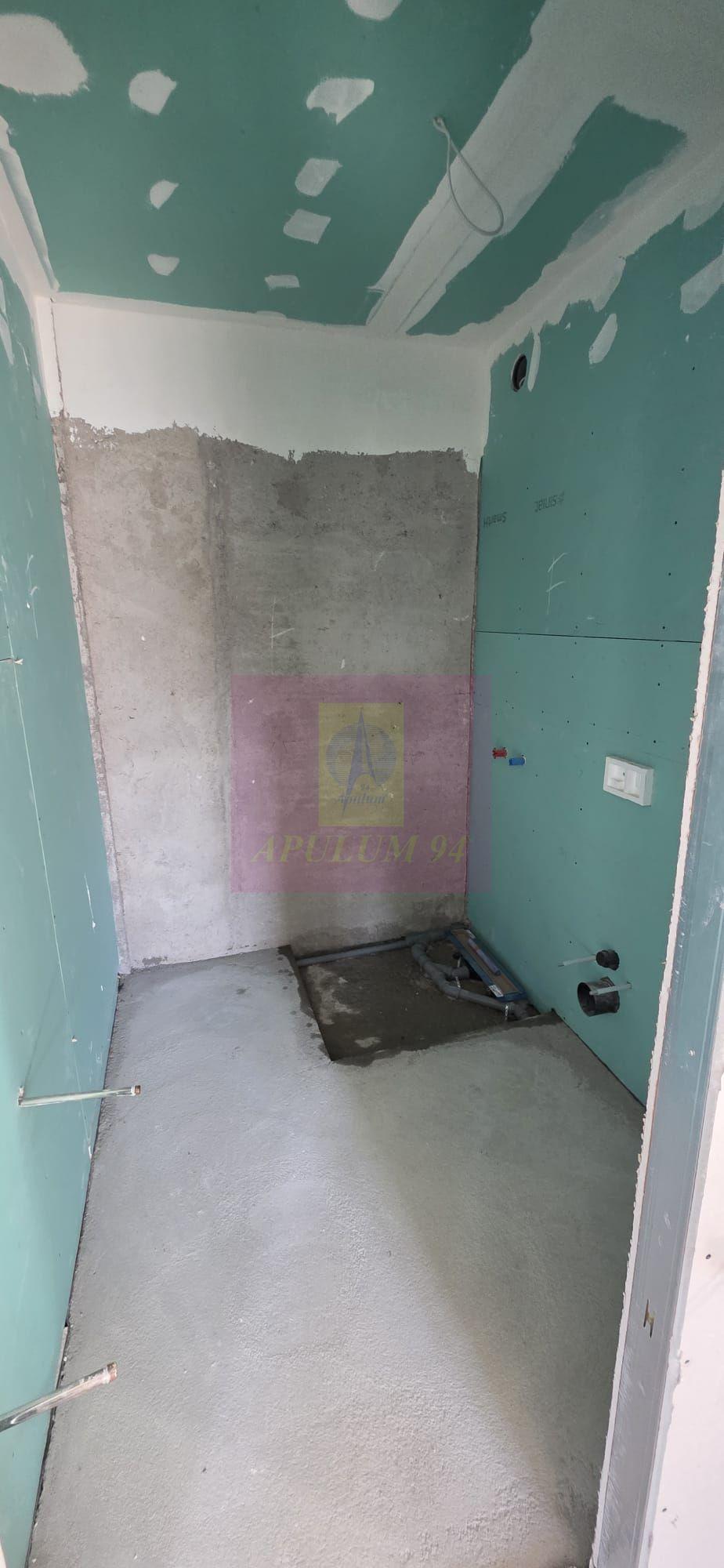 Apartament NOU cu 4 camere de vanzare in Campina - 11