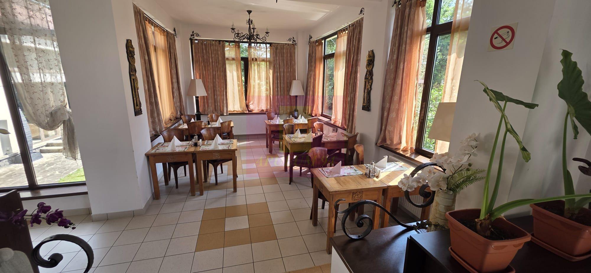 Pensiune de vanzare in Cornu - 8