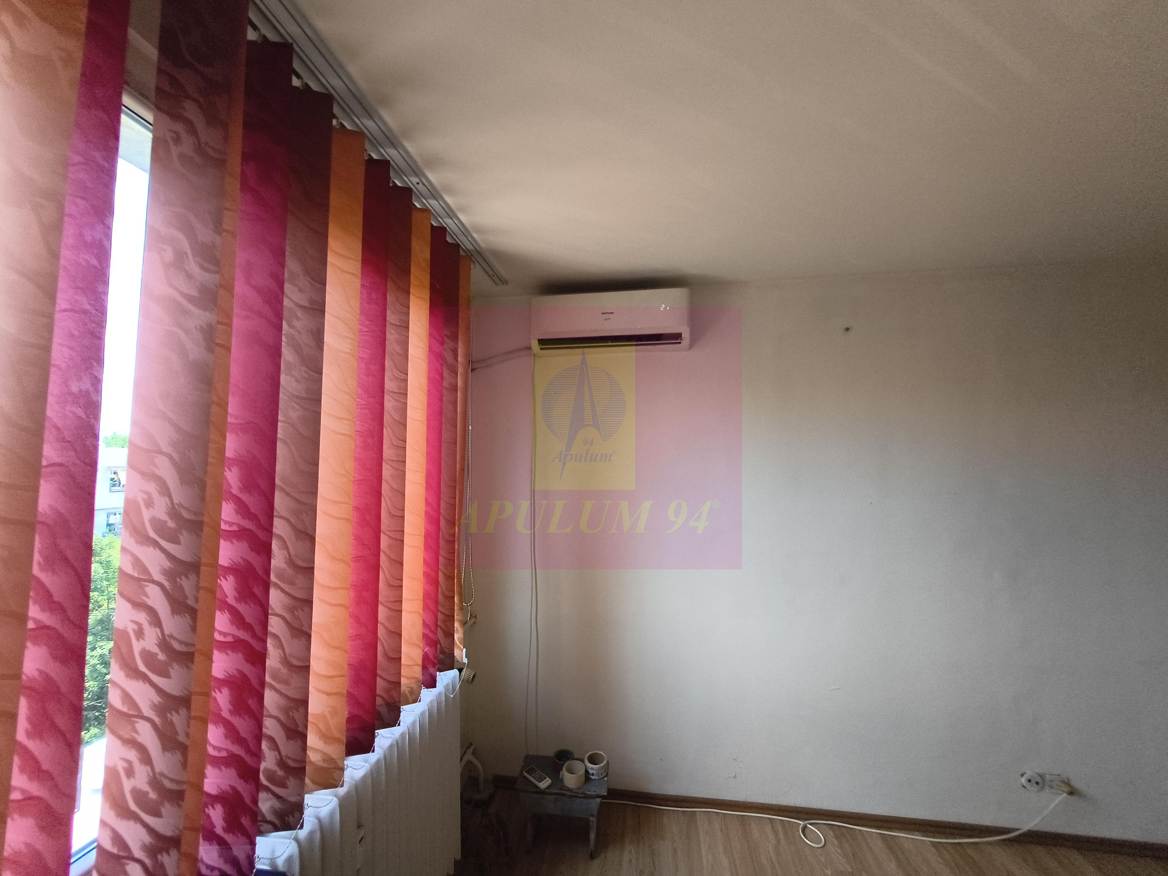 Drumul Taberei - Valea Ialomiței, Apartament 3 camere în Bloc P+4 - 11