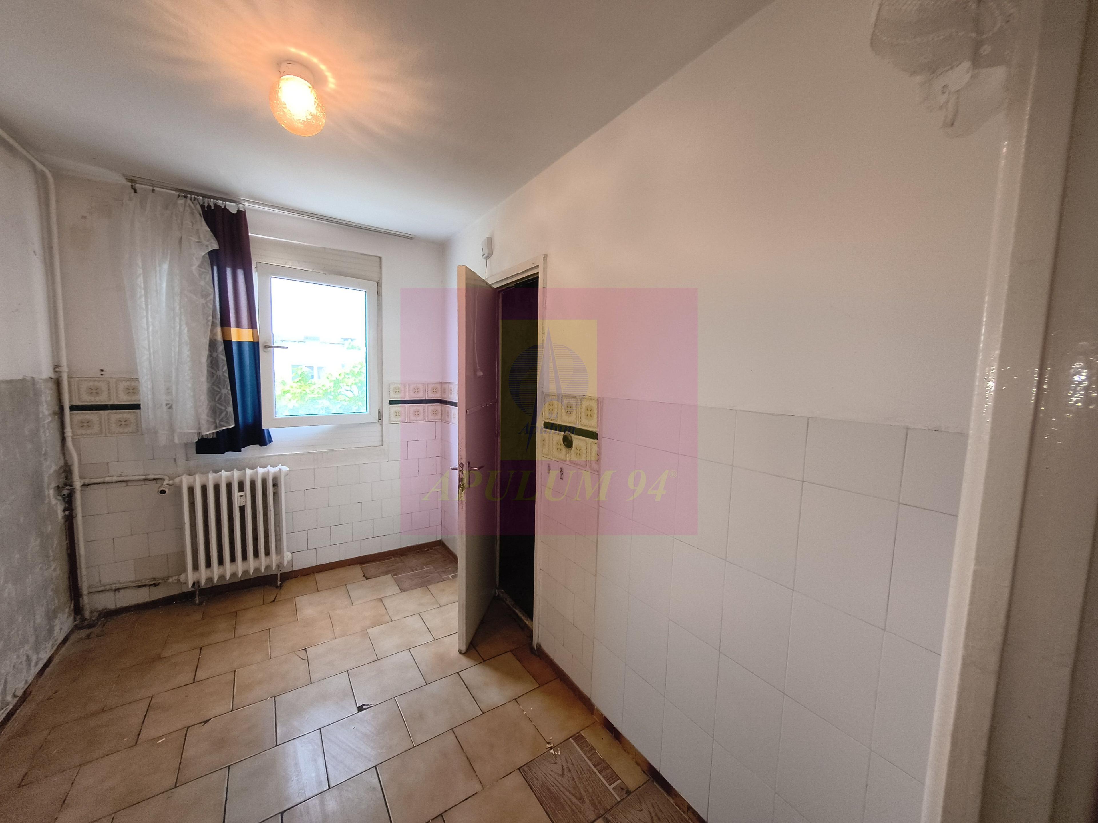 Drumul Taberei - Valea Ialomiței, Apartament 3 camere în Bloc P+4 - 6