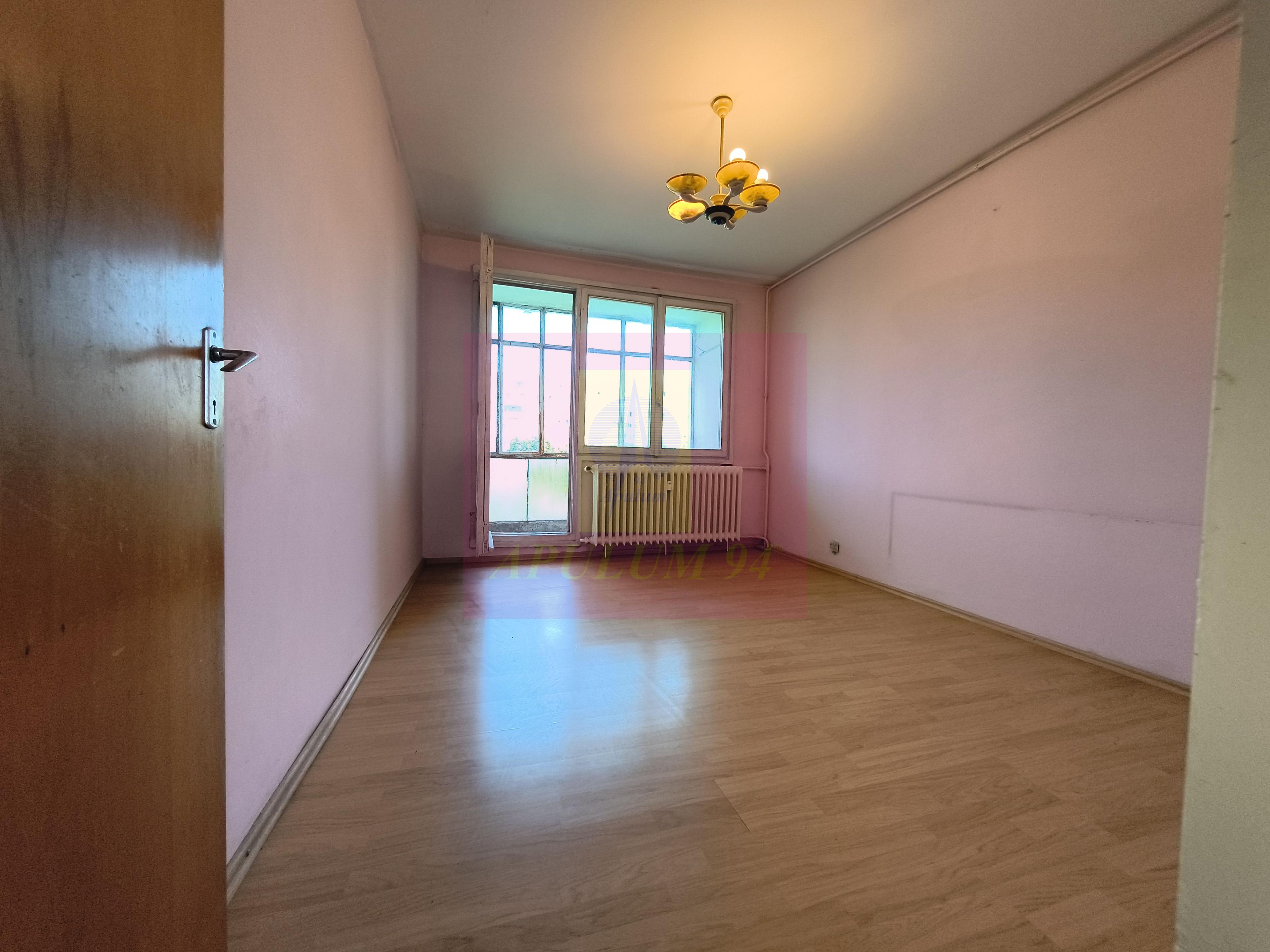 Apartament 3 camere Drumul Taberei la 8 minute de Metrou - 1