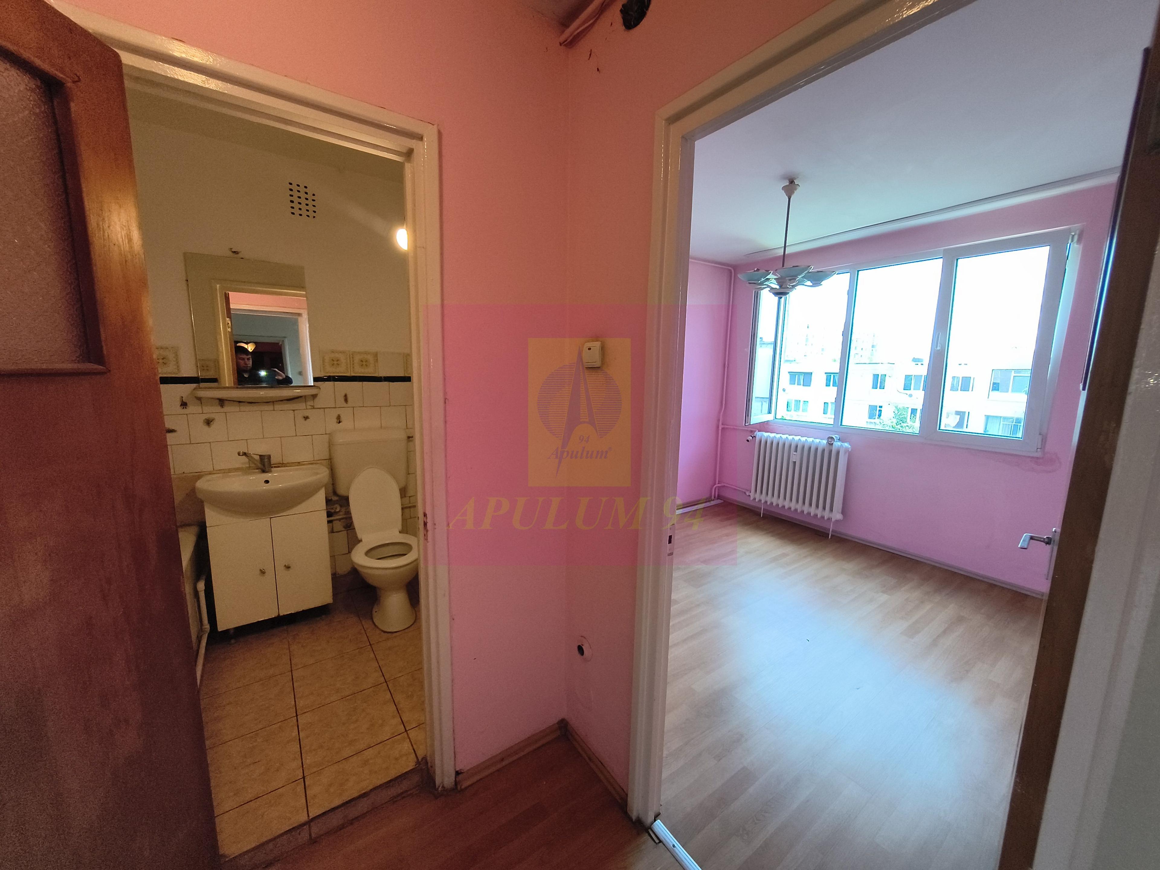 Drumul Taberei - Valea Ialomiței, Apartament 3 camere în Bloc P+4 - 10