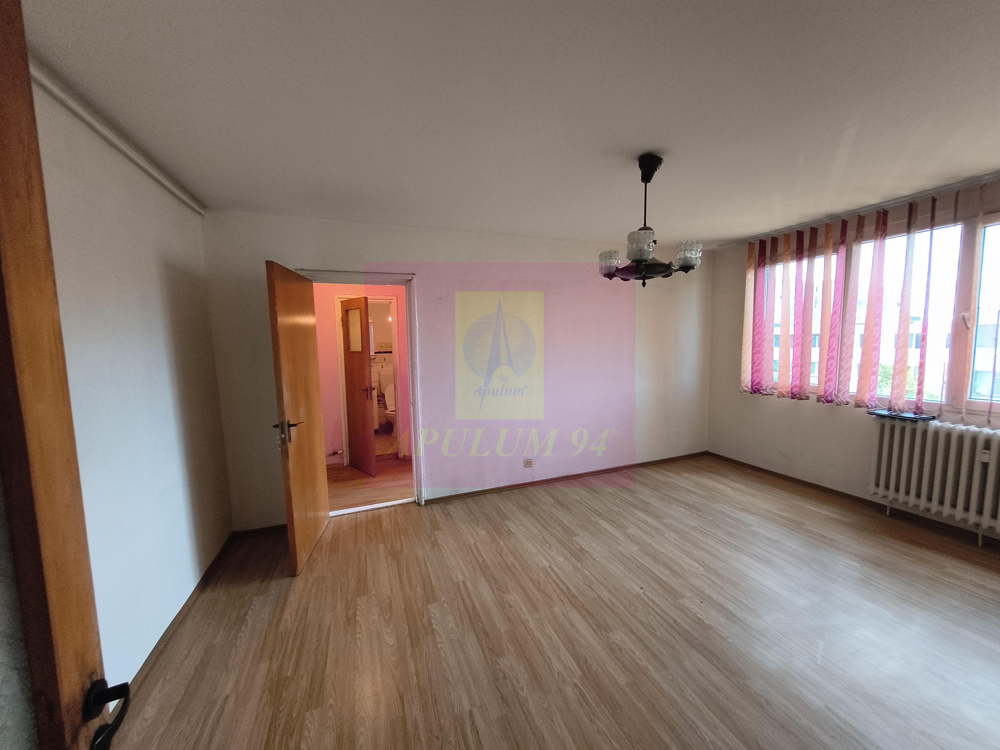Drumul Taberei - Valea Ialomiței, Apartament 3 camere în Bloc P+4 - 13