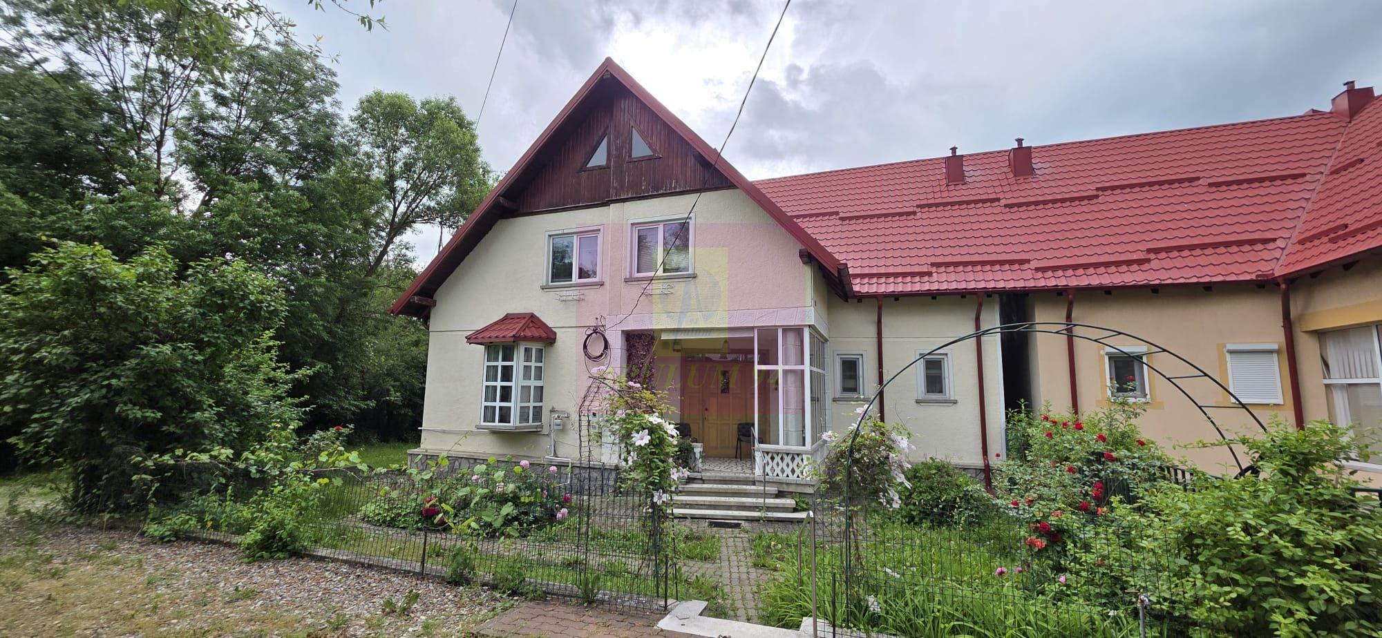 Vila de vanzare cu 6 camere si teren de 1000 mp in Cornu, Prahova - 3
