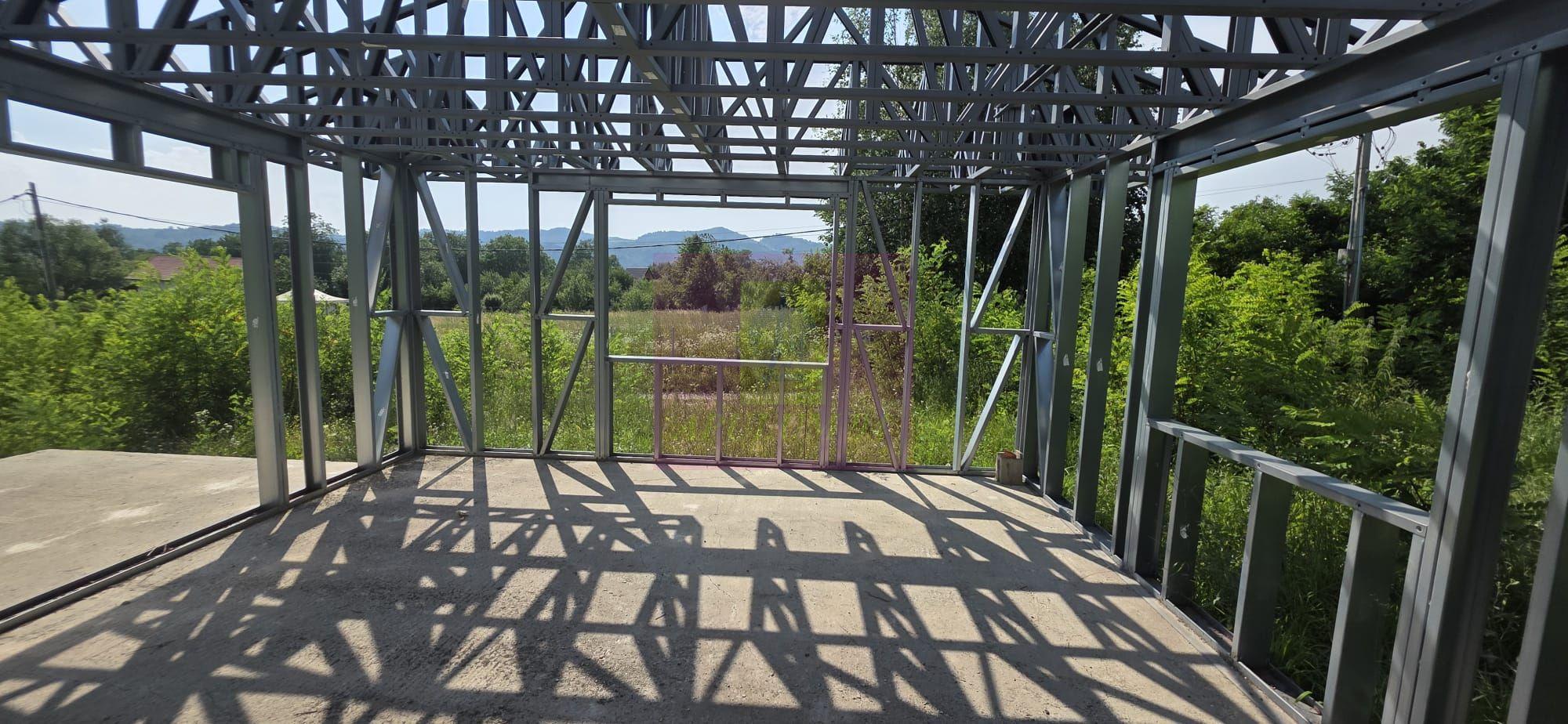 Casa pe structura metalica si teren de 757 mp de vanzare in Brebu - 2