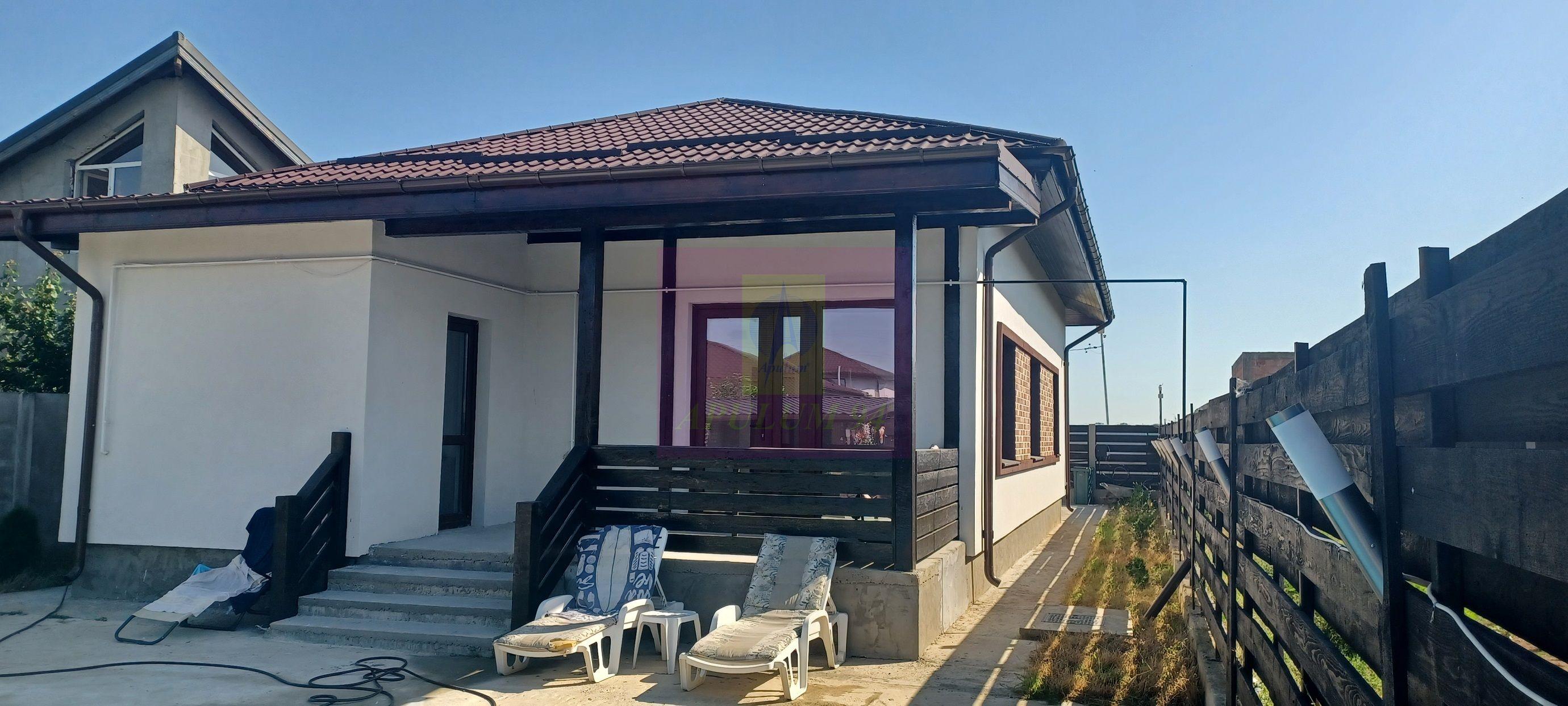 Casă nouă Săbăreni, terasă, piscină, foișor, barbeque, curte 440 mp - 2