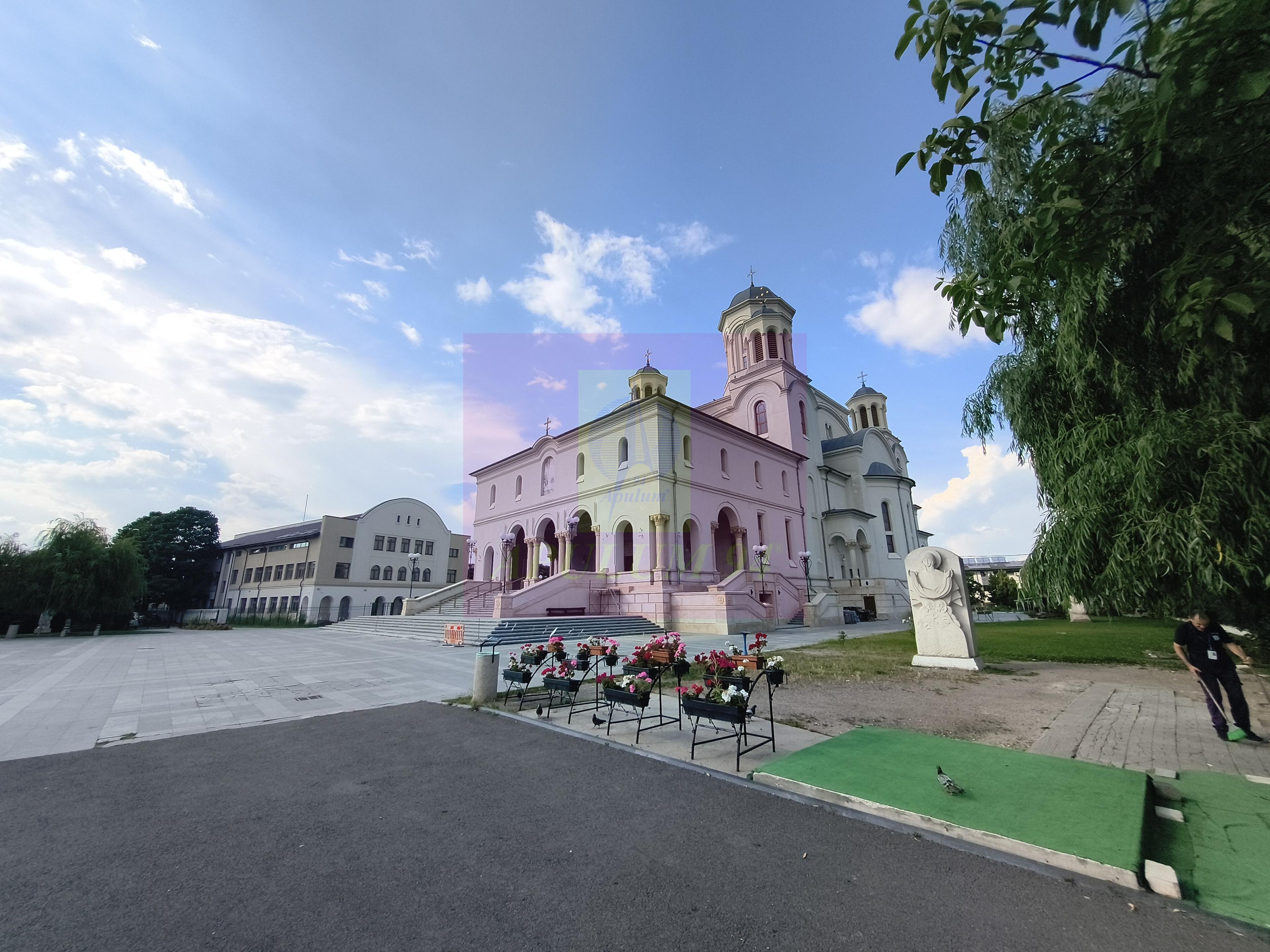 Vila de lângă Catedrala Ortodoxă ,,Sfânta Cuvioasă Parascheva" - 41