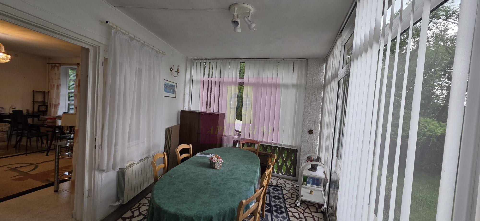 Vila de vanzare cu 6 camere si teren de 5116 mp in Cornu, Prahova - 10