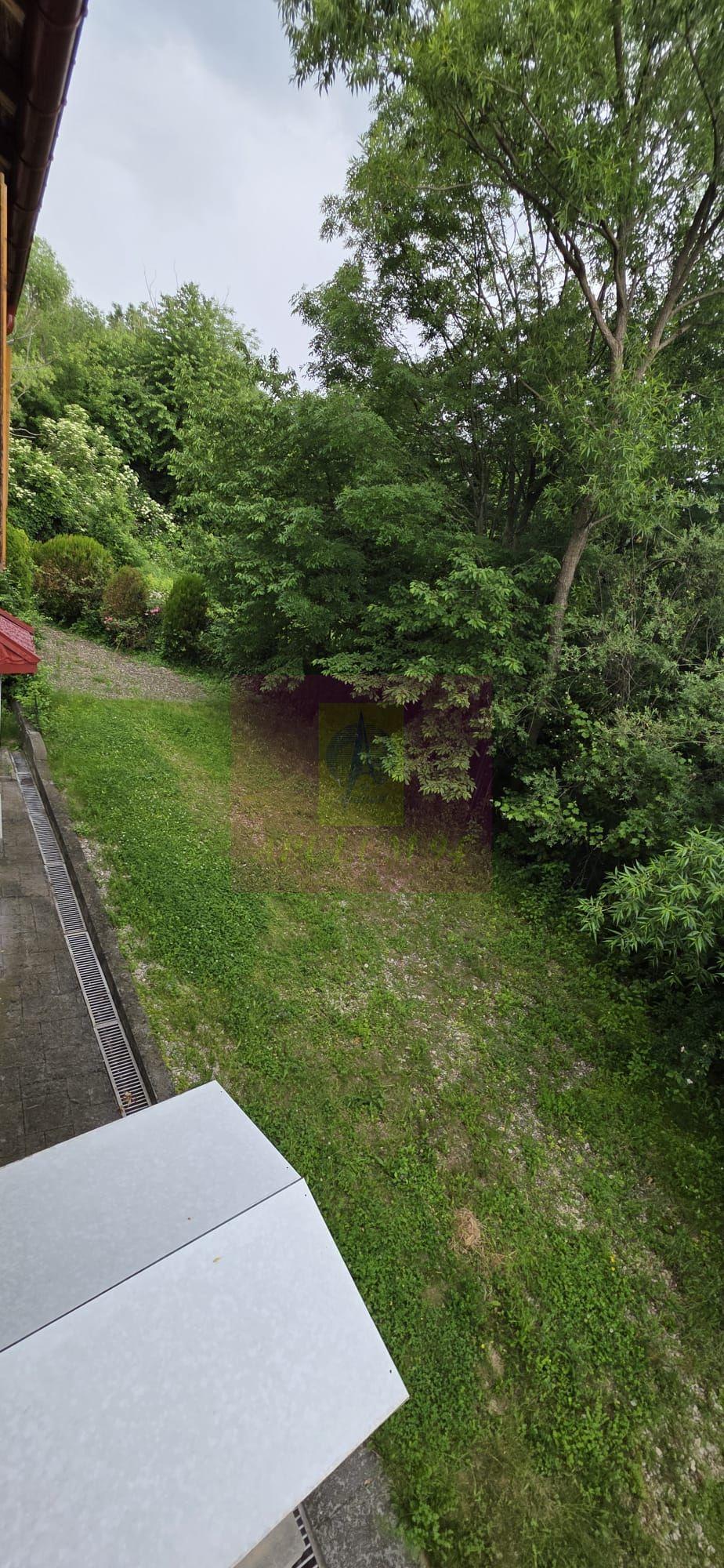 Vila de vanzare cu 6 camere si teren de 5116 mp in Cornu, Prahova - 45