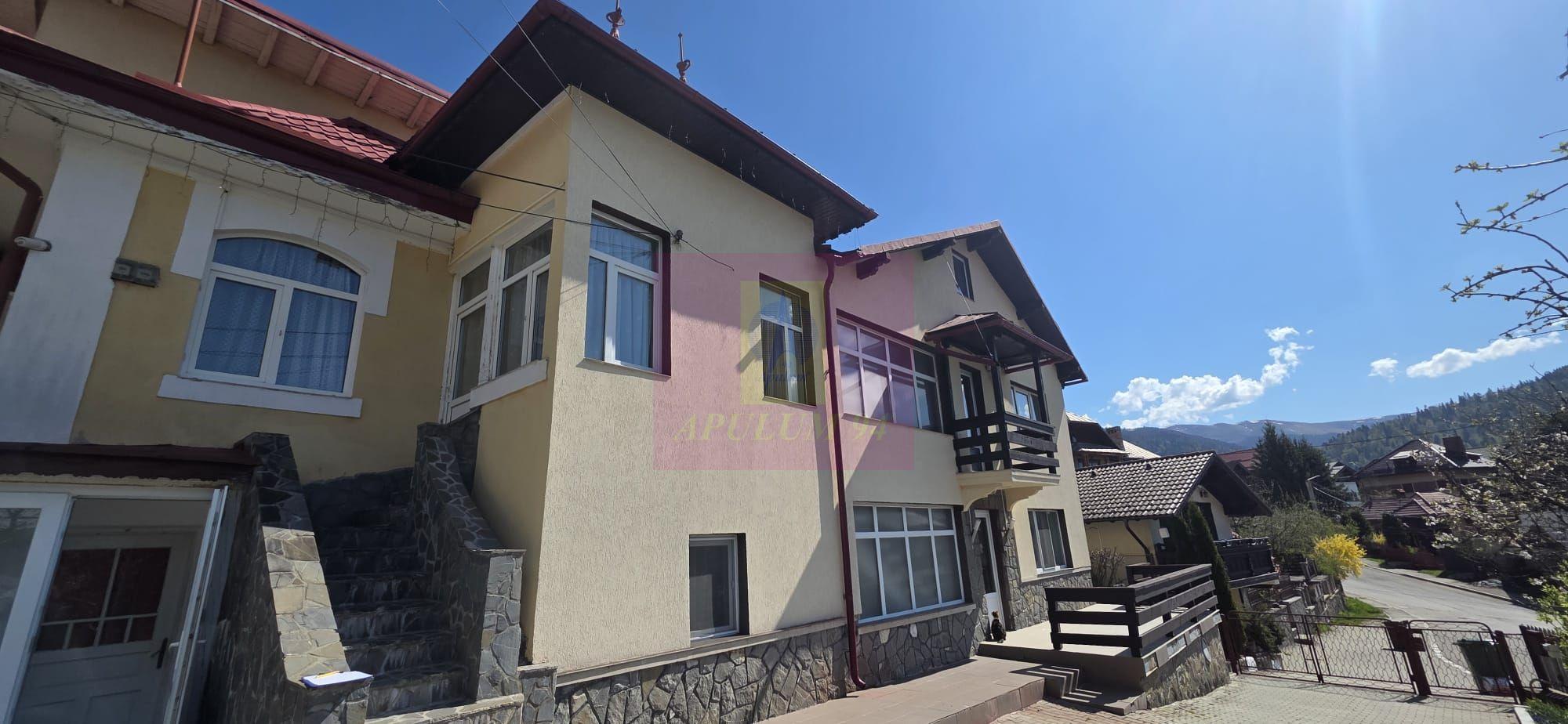 Casa de vanzare cu 6 camere in Busteni - 2