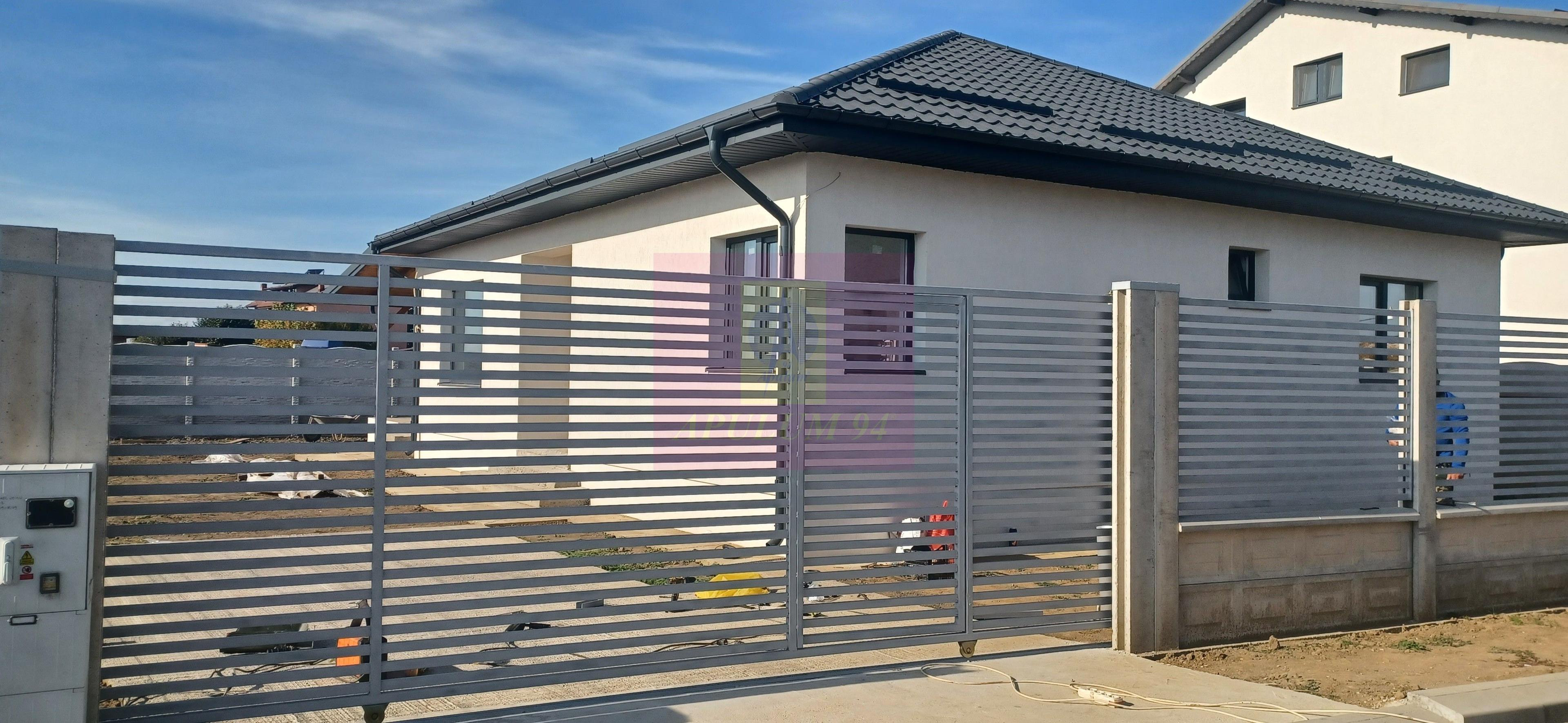 Săbăreni, casă nouă parter 147 mp, curte 400 mp - 1