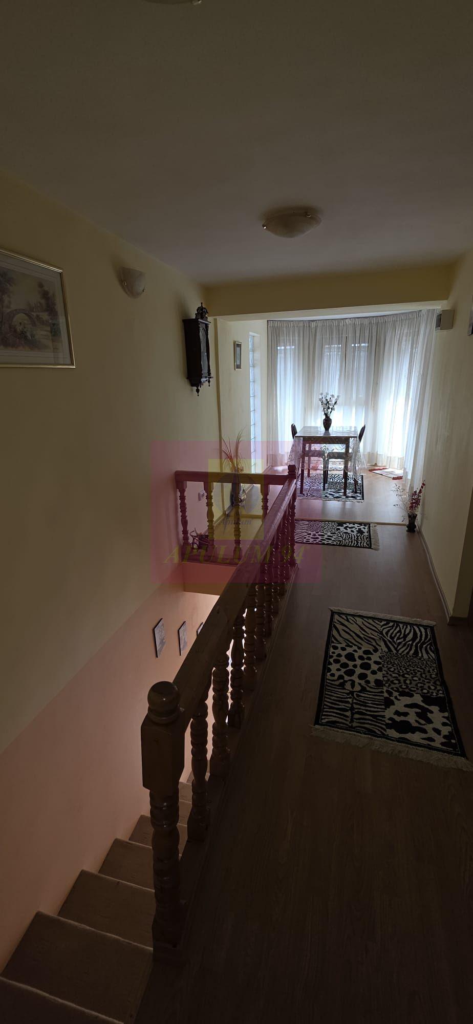 Casa de vanzare cu 3 camere in Poiana Campina - 13