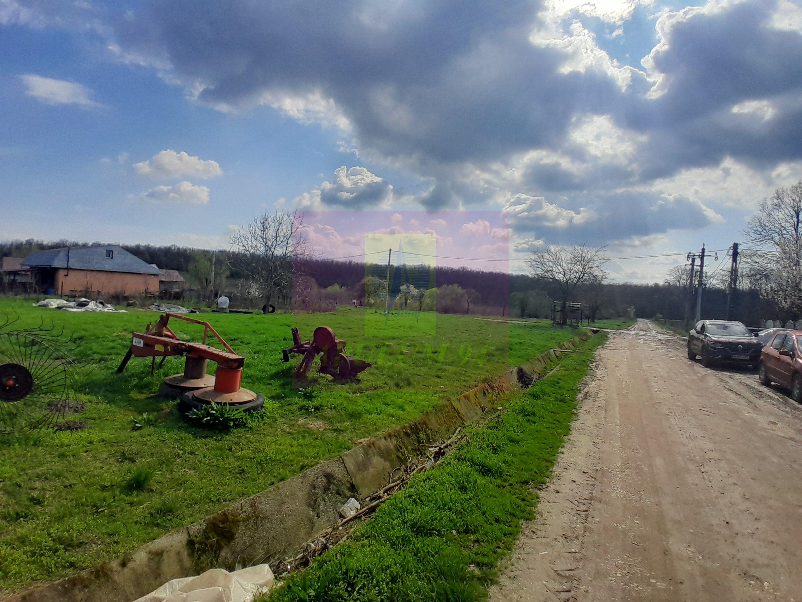 GIURGIU - SE VINDE TEREN 3400 MP IN SAT PODU ILFOVATULUI - 2