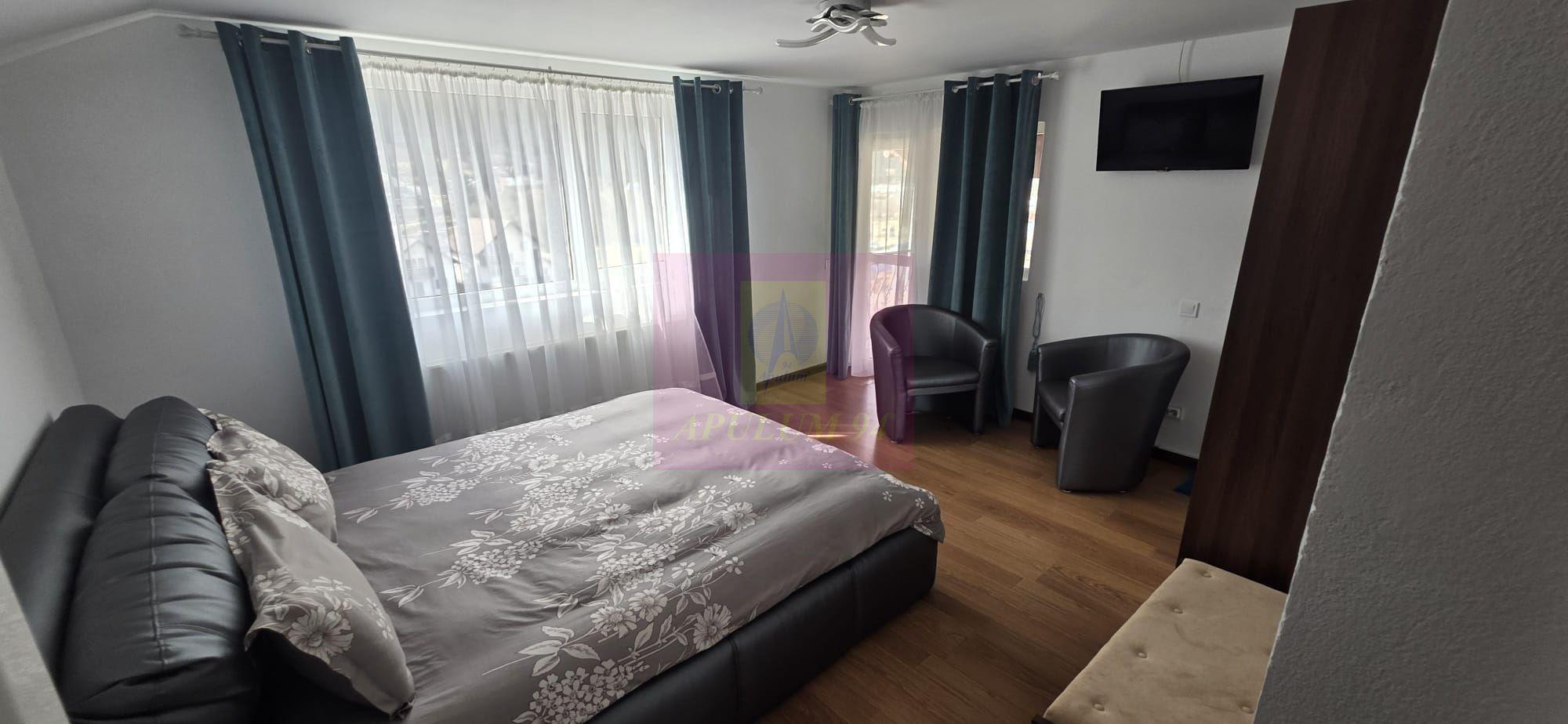 Vila de vânzare cu 8 camere și garaj in Busteni - 30