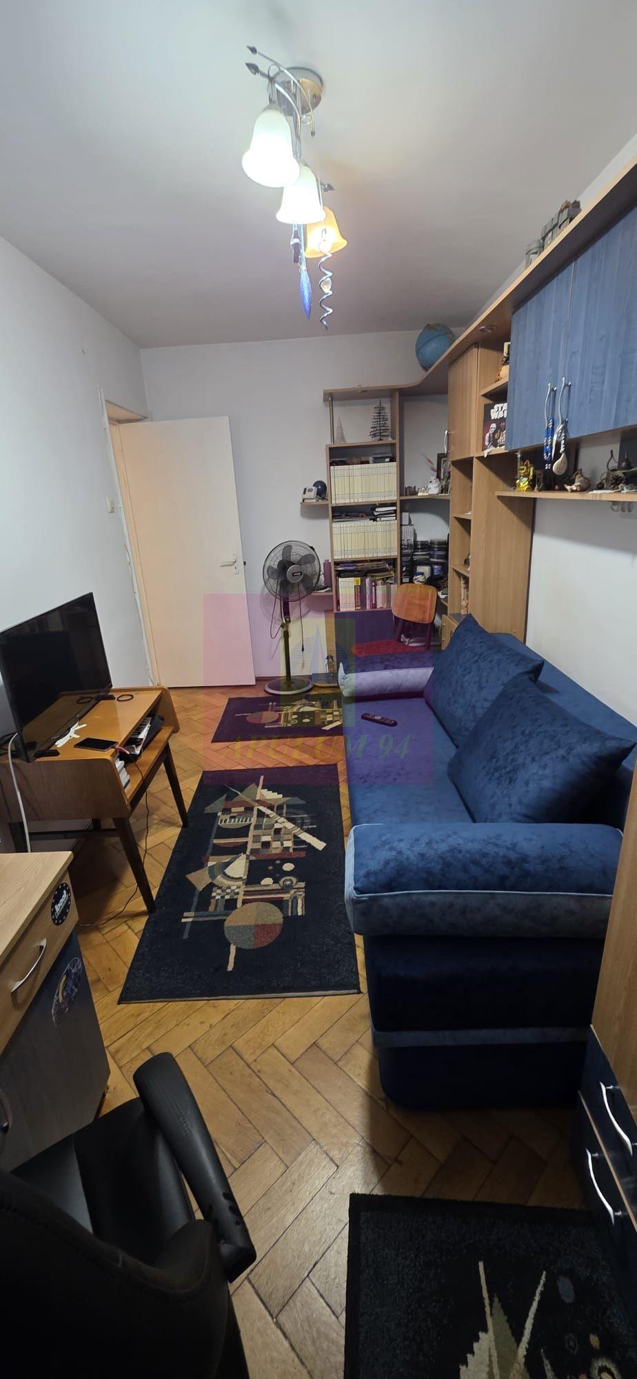 Apartament cu 3 camere de vanzare in Campina - 4