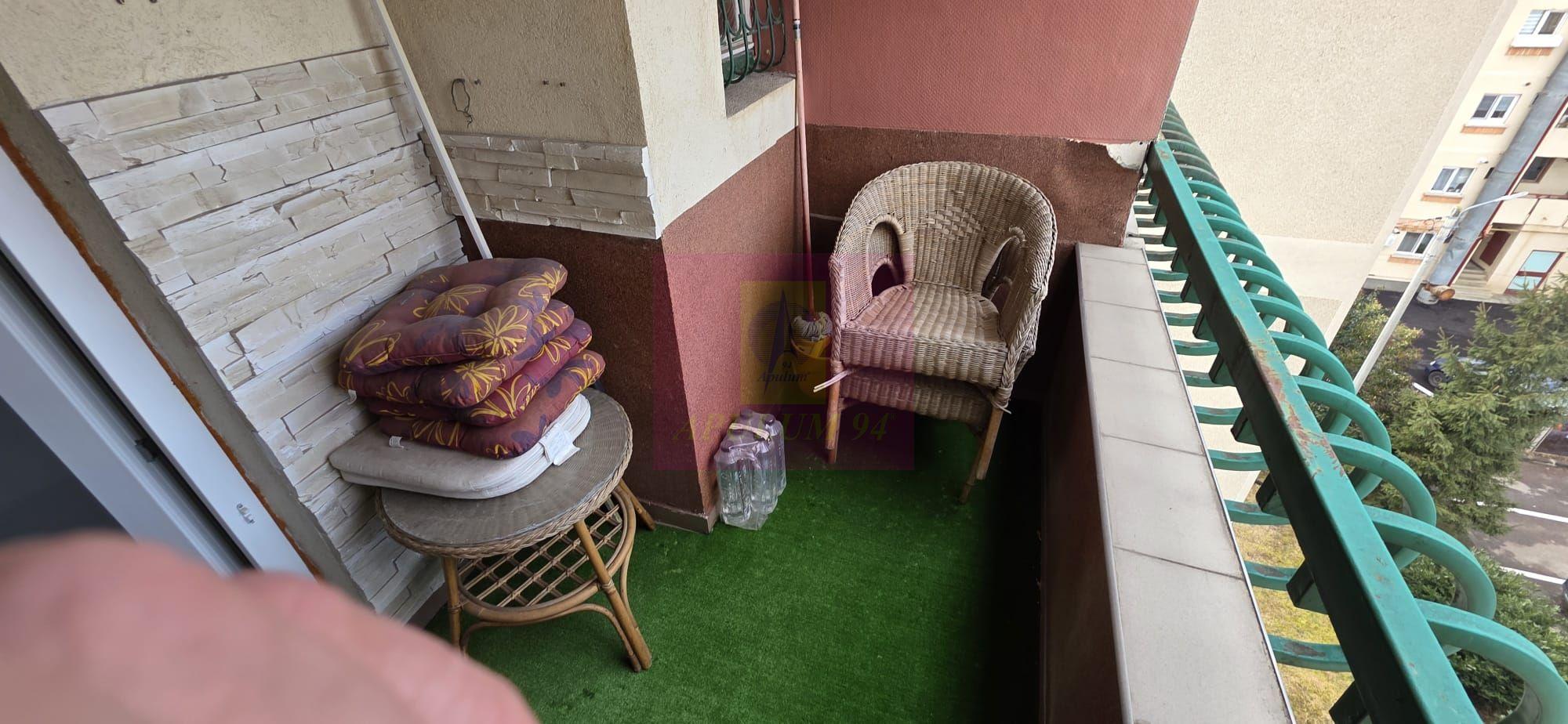 Apartamnet cu 2 cmere de vanzare in Campina - 11