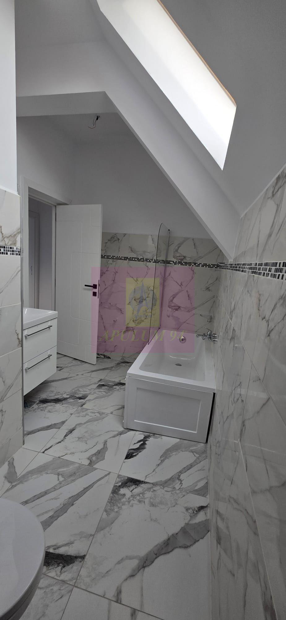 Vila de vanzare cu 4 camere in Brebu - 11