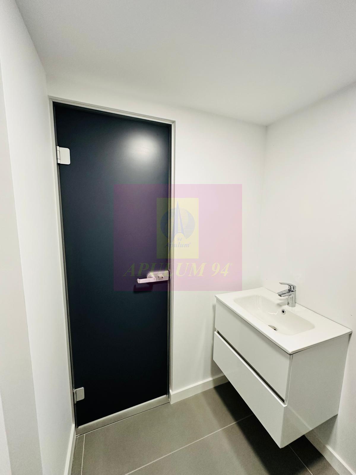 Vanzare spatiu comercial in zona Decebal - 10