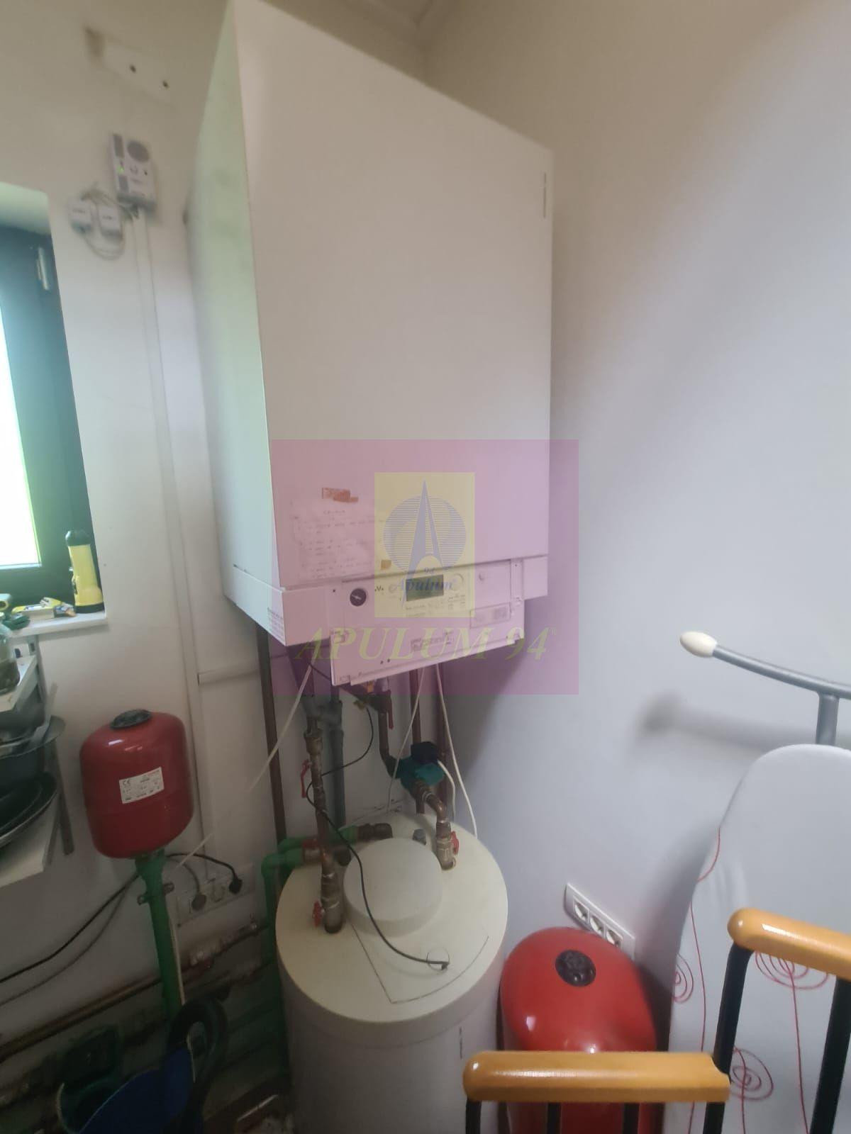 Vila de vanzare cu 6 camere in Cornu (teren 6.600 mp) - 35