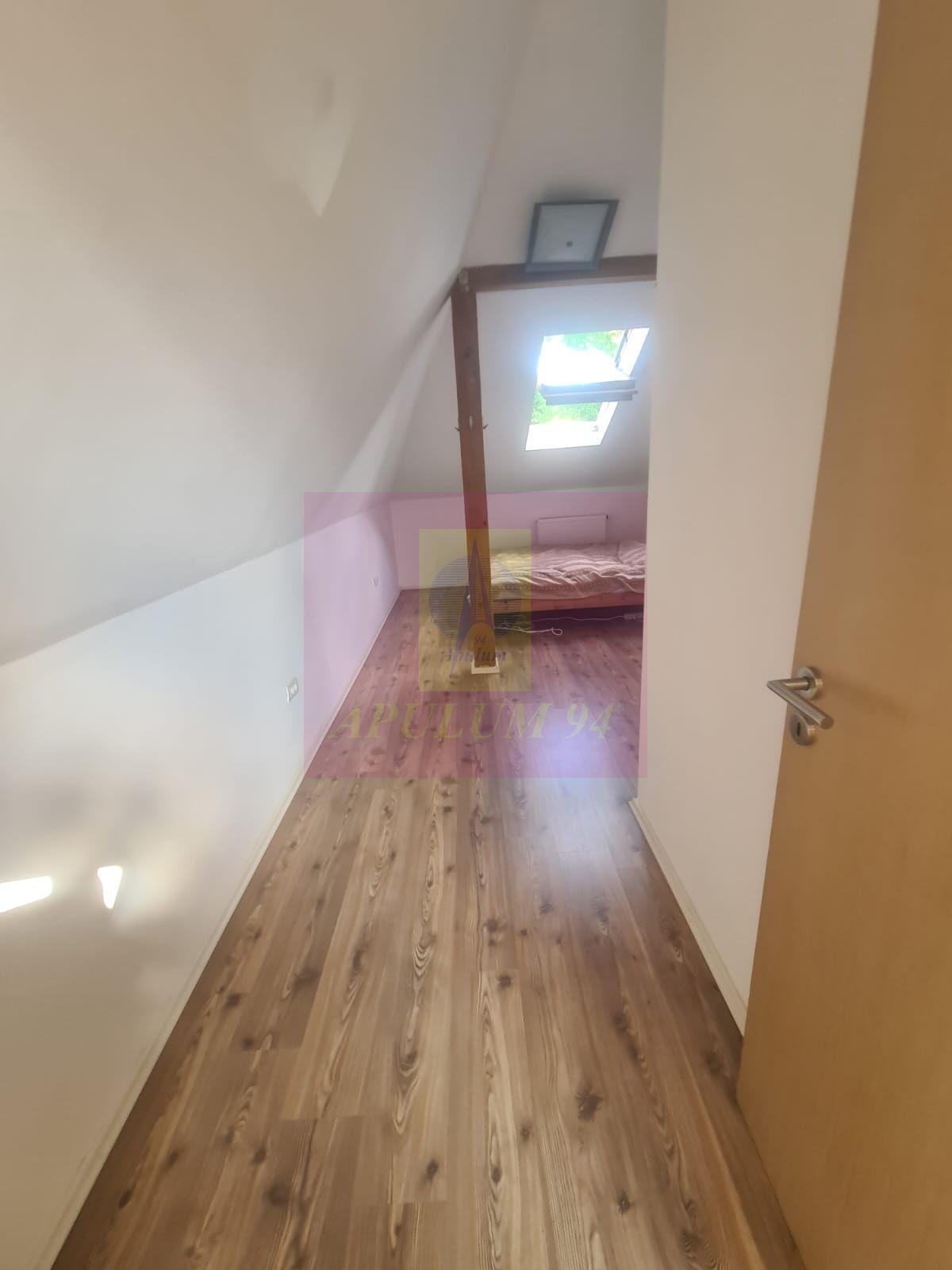 Vila de vanzare cu 6 camere in Cornu (teren 6.600 mp) - 16