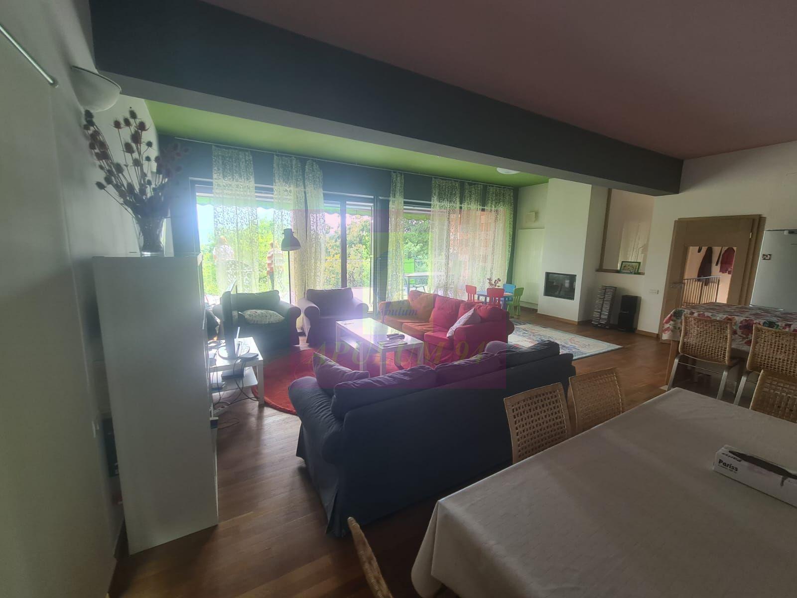 Vila de vanzare cu 6 camere in Cornu (teren 6.600 mp) - 5