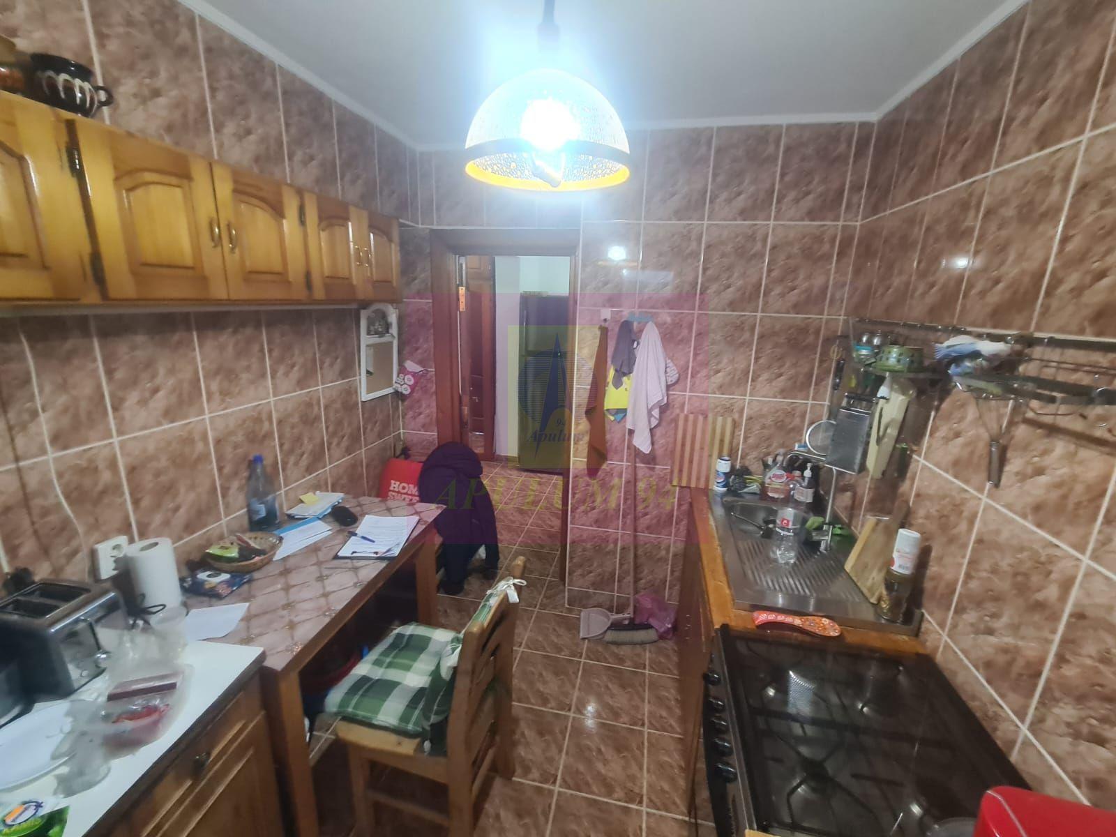 Apartament cu 3 camere de vanzare in Campina - Zona Cuza - 5