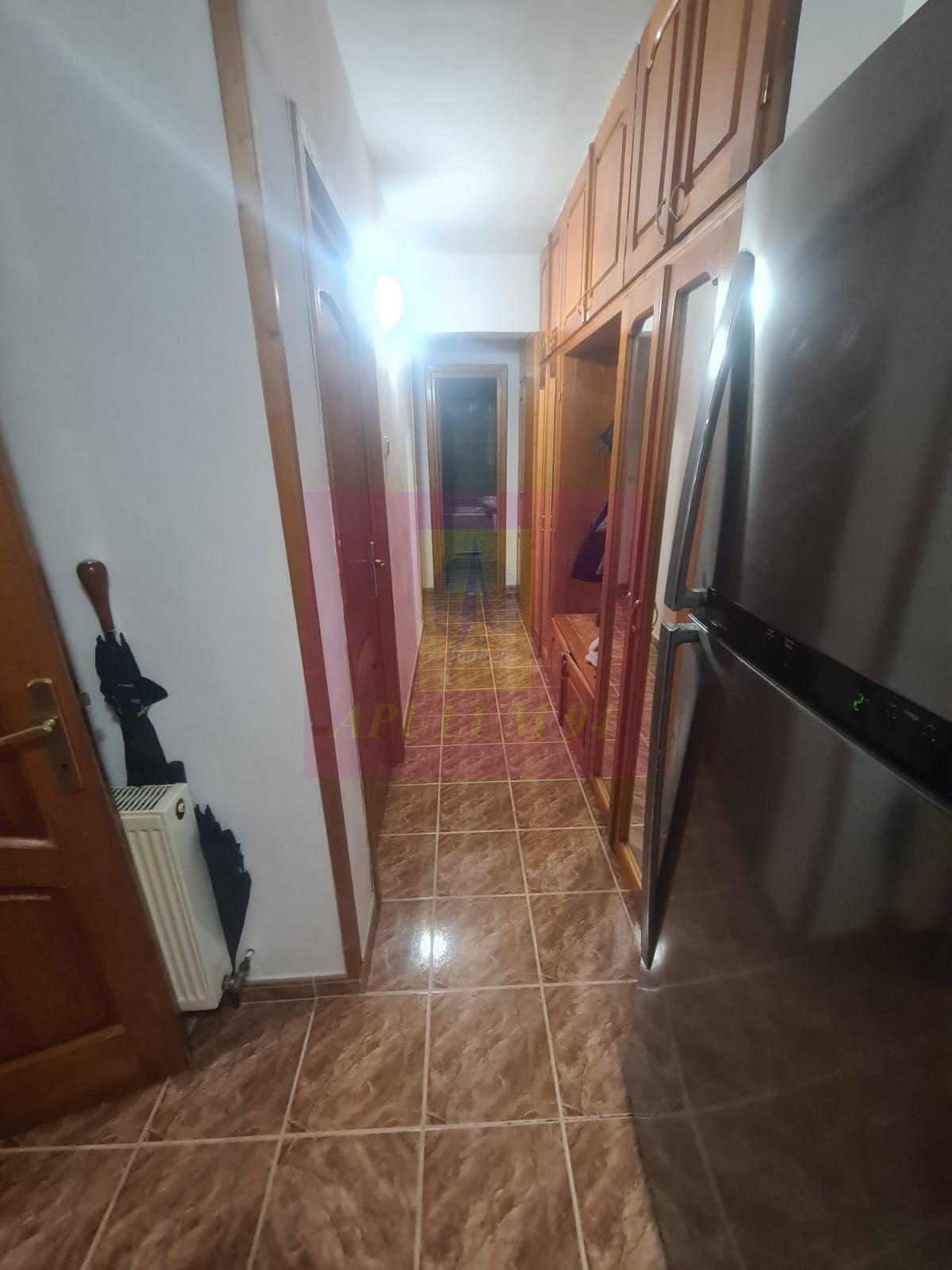 Apartament cu 3 camere de vanzare in Campina - Zona Cuza - 10