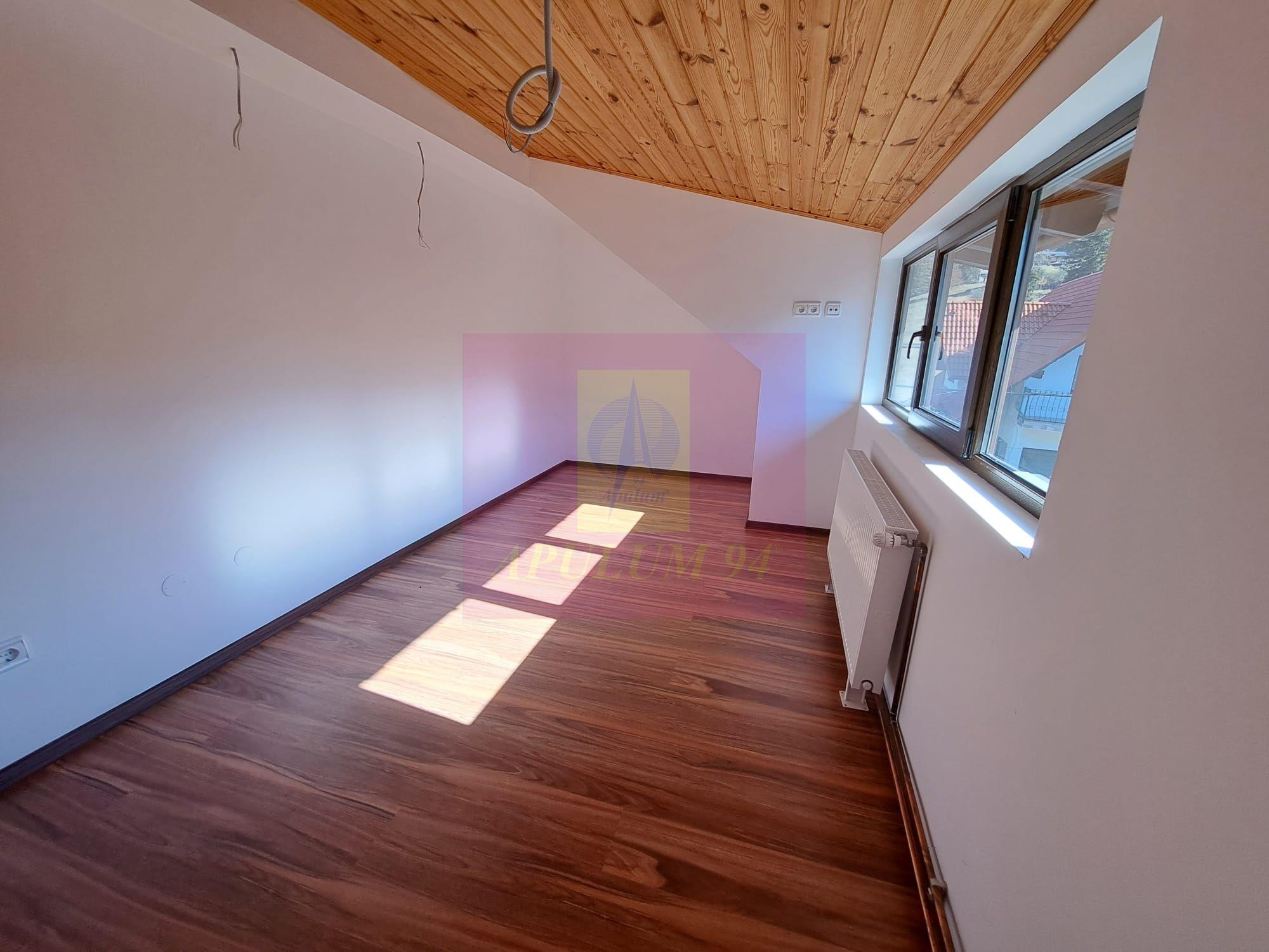 Vila de vanzare in Busteni - Zona Piatra Arsa - 61