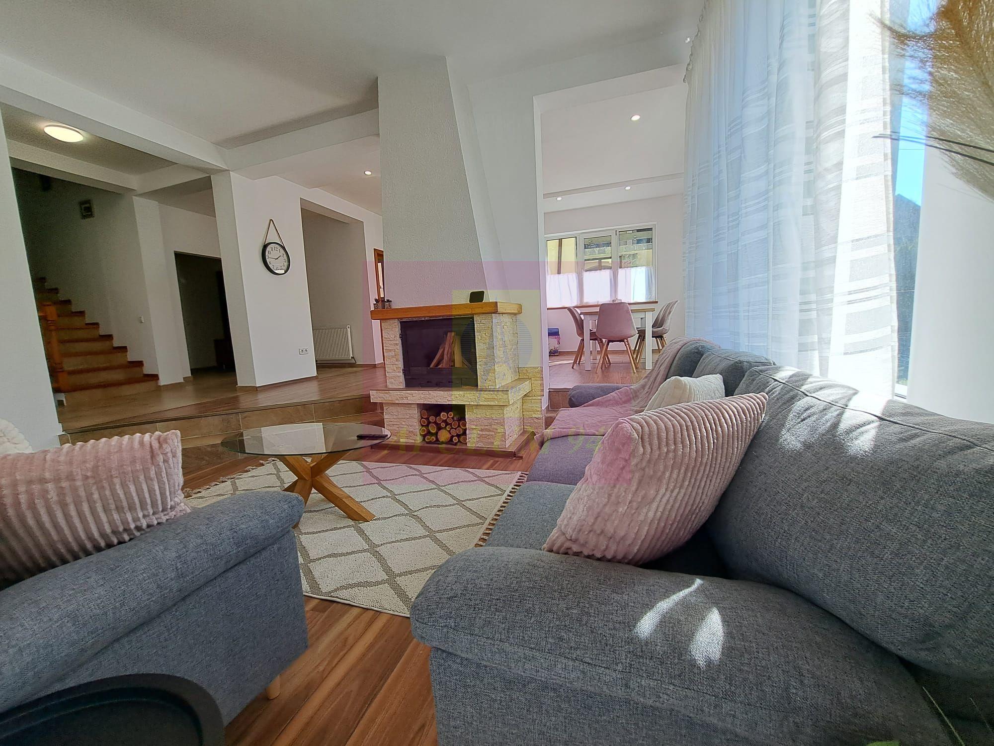 Vila de vanzare in Busteni - Zona Piatra Arsa - 105