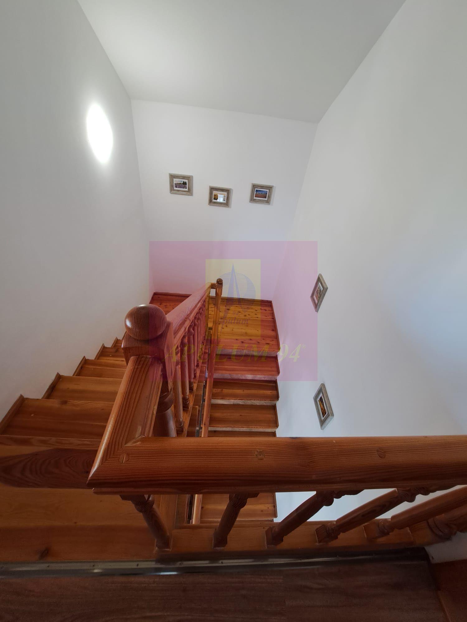 Vila de vanzare in Busteni - Zona Piatra Arsa - 44