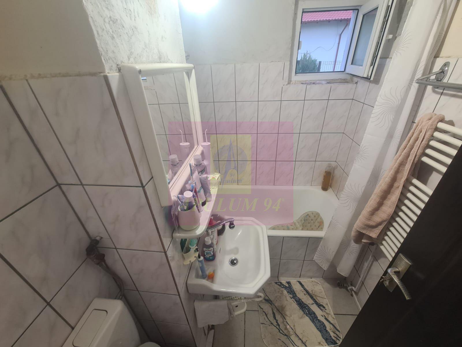 Apartament cu 3 camere de vanzare in Campina - Zona Cuza - 14