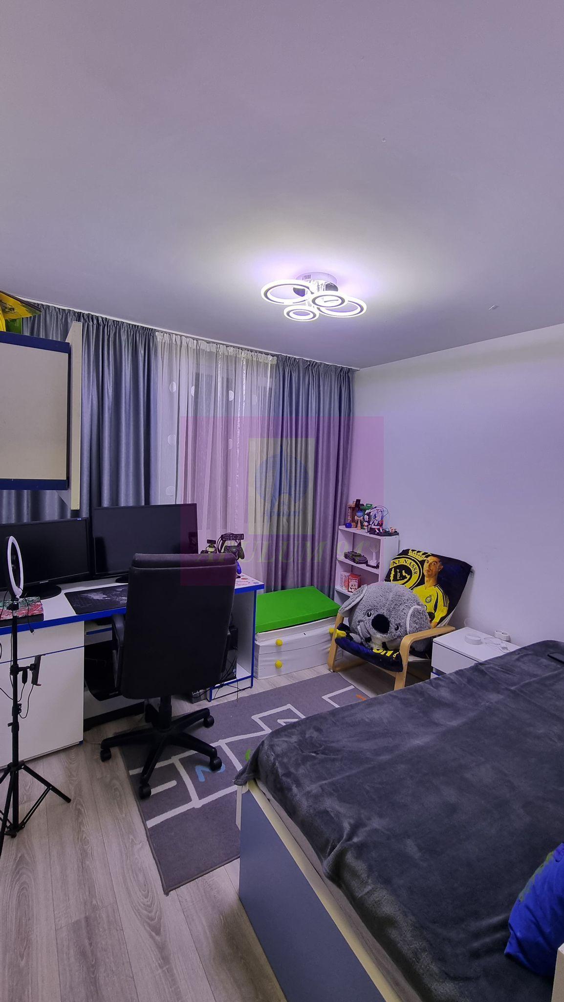 Apartament 3 camere 3/4 -Piata Resita - 7