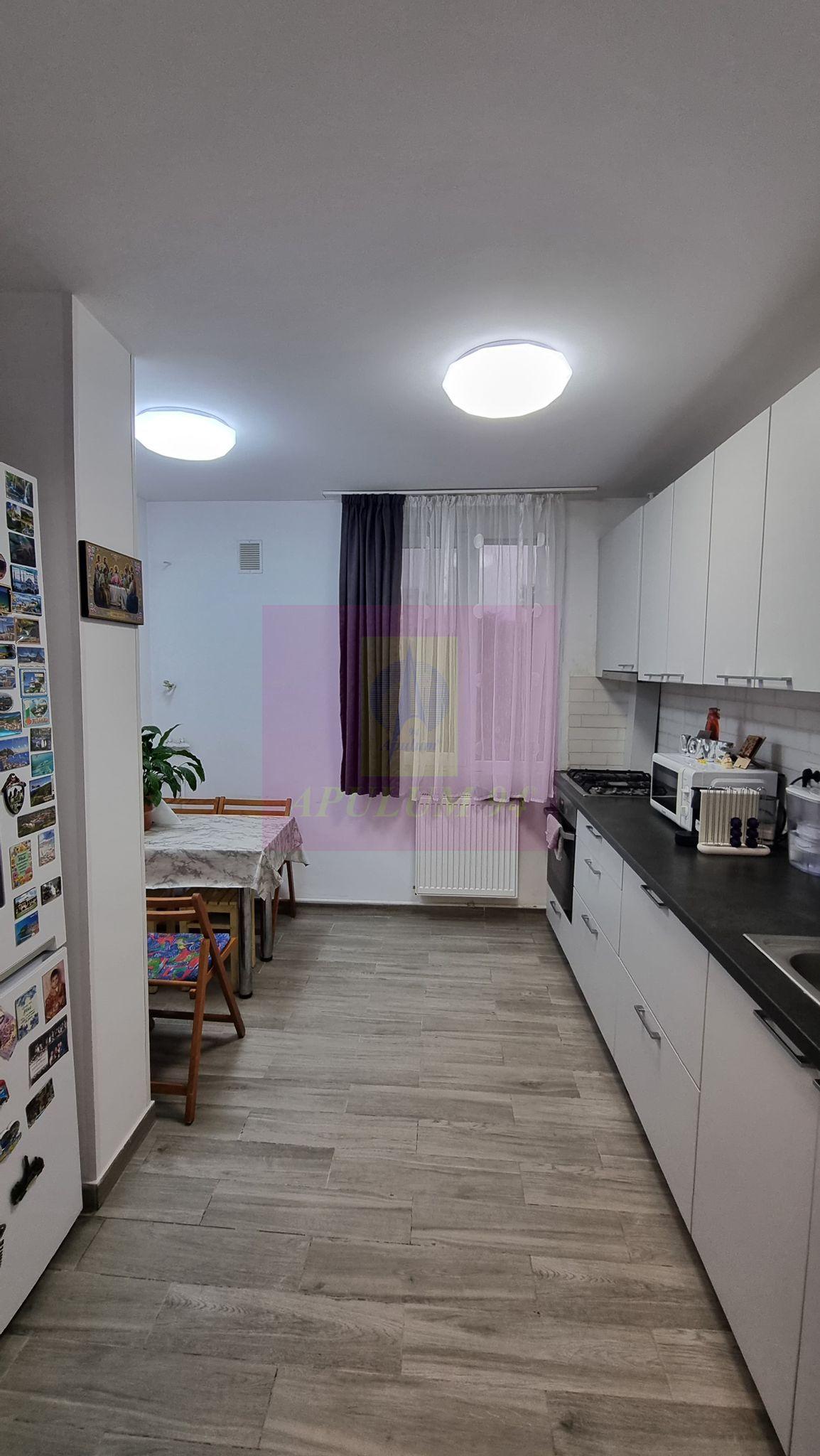 Apartament 3 camere 3/4 -Piata Resita - 10