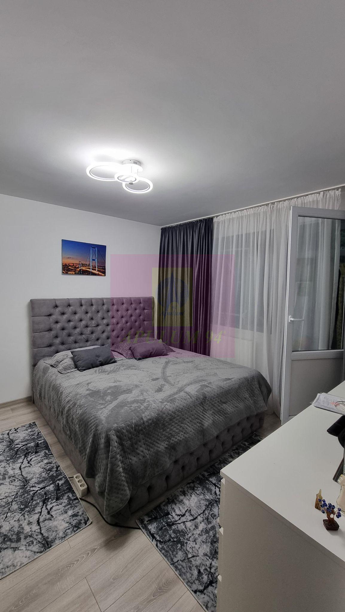Apartament 3 camere 3/4 -Piata Resita - 3