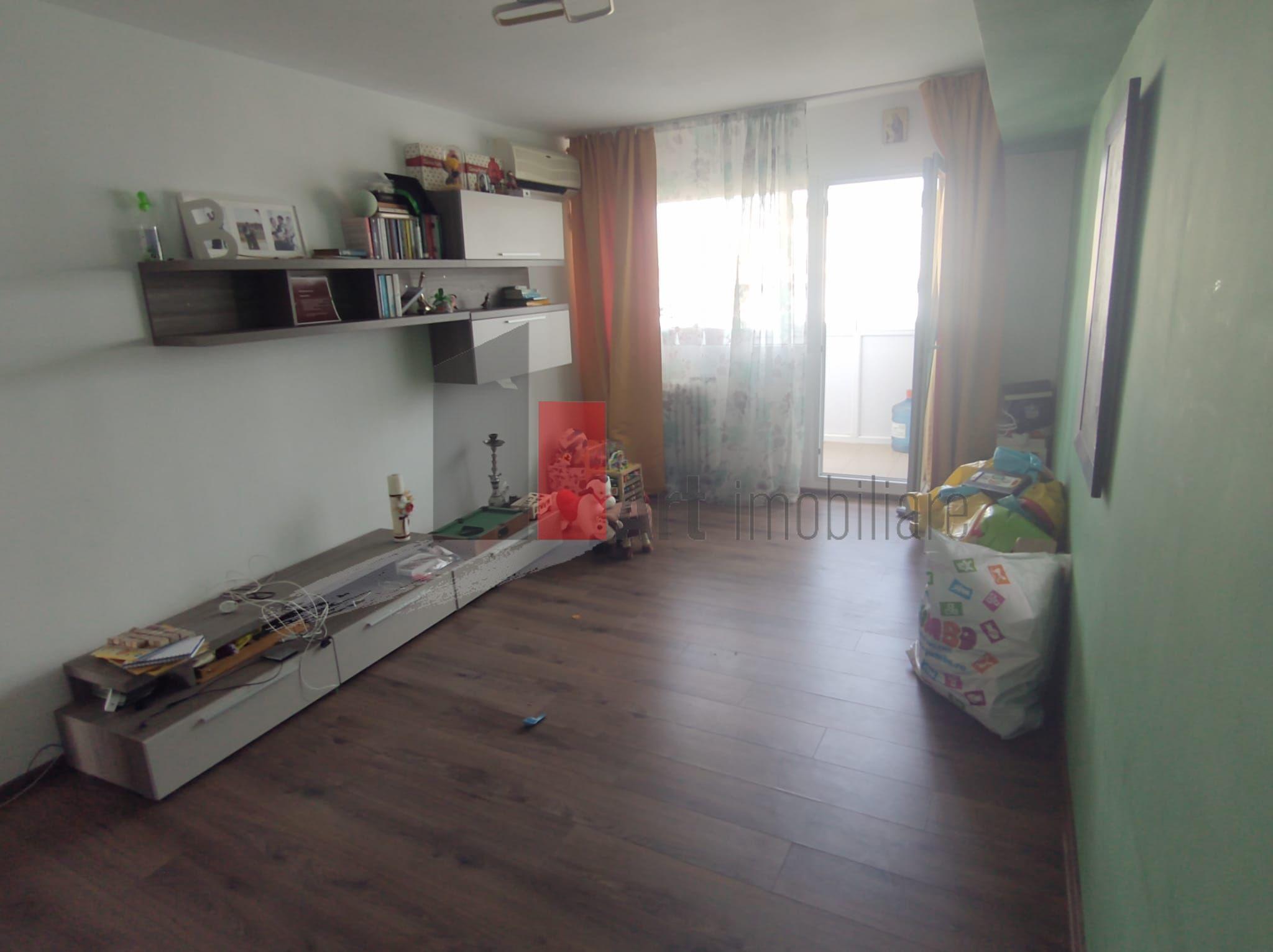 Vânzare apartament decomandat 4 camere Bd. Obregia - Pasajul Europa Unită - 12