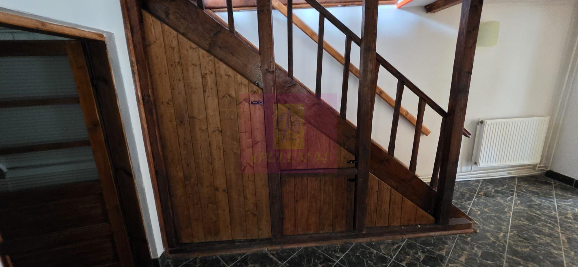 Vila de vanzare cu 5 camere in Busteni - 15