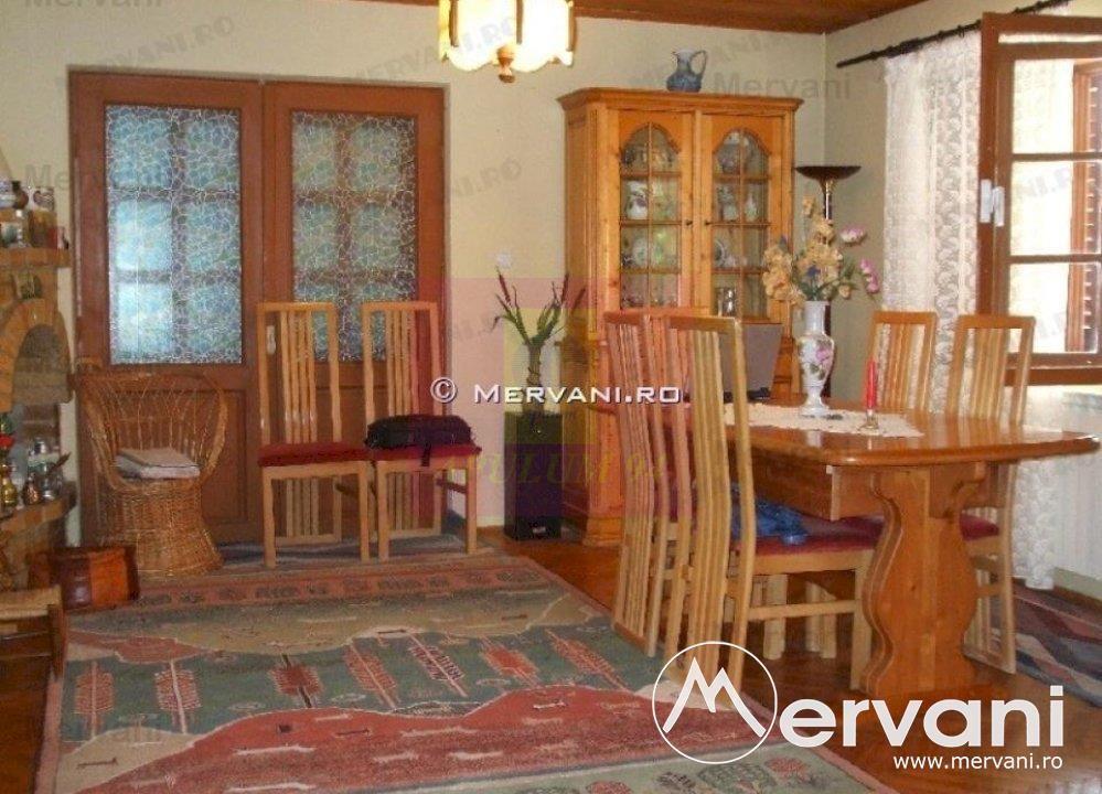 Vila de vanzare in Busteni - Zona Centrala - 20