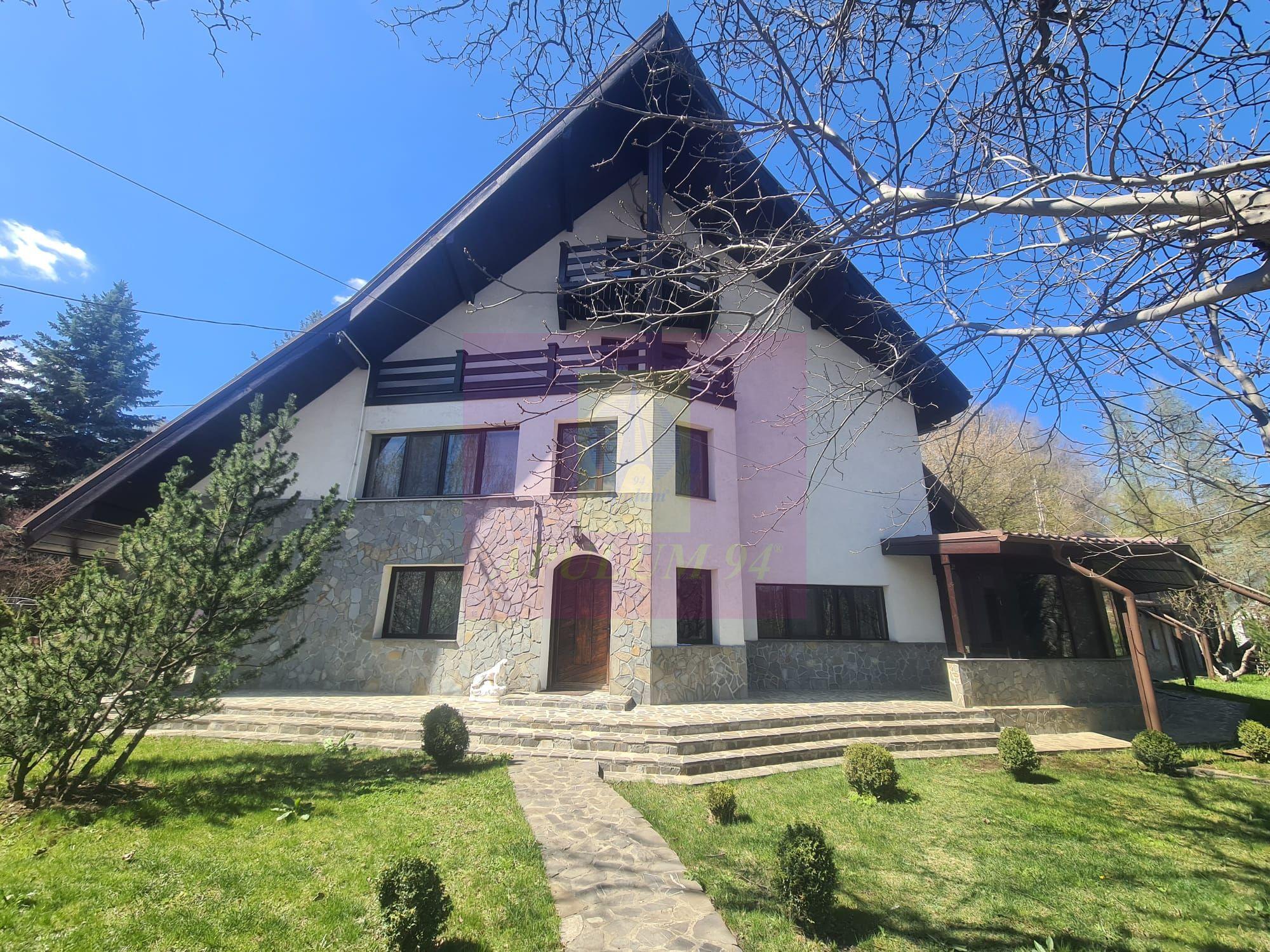 Vila de vanzare in Breaza - Zona Breaza de Sus - 1