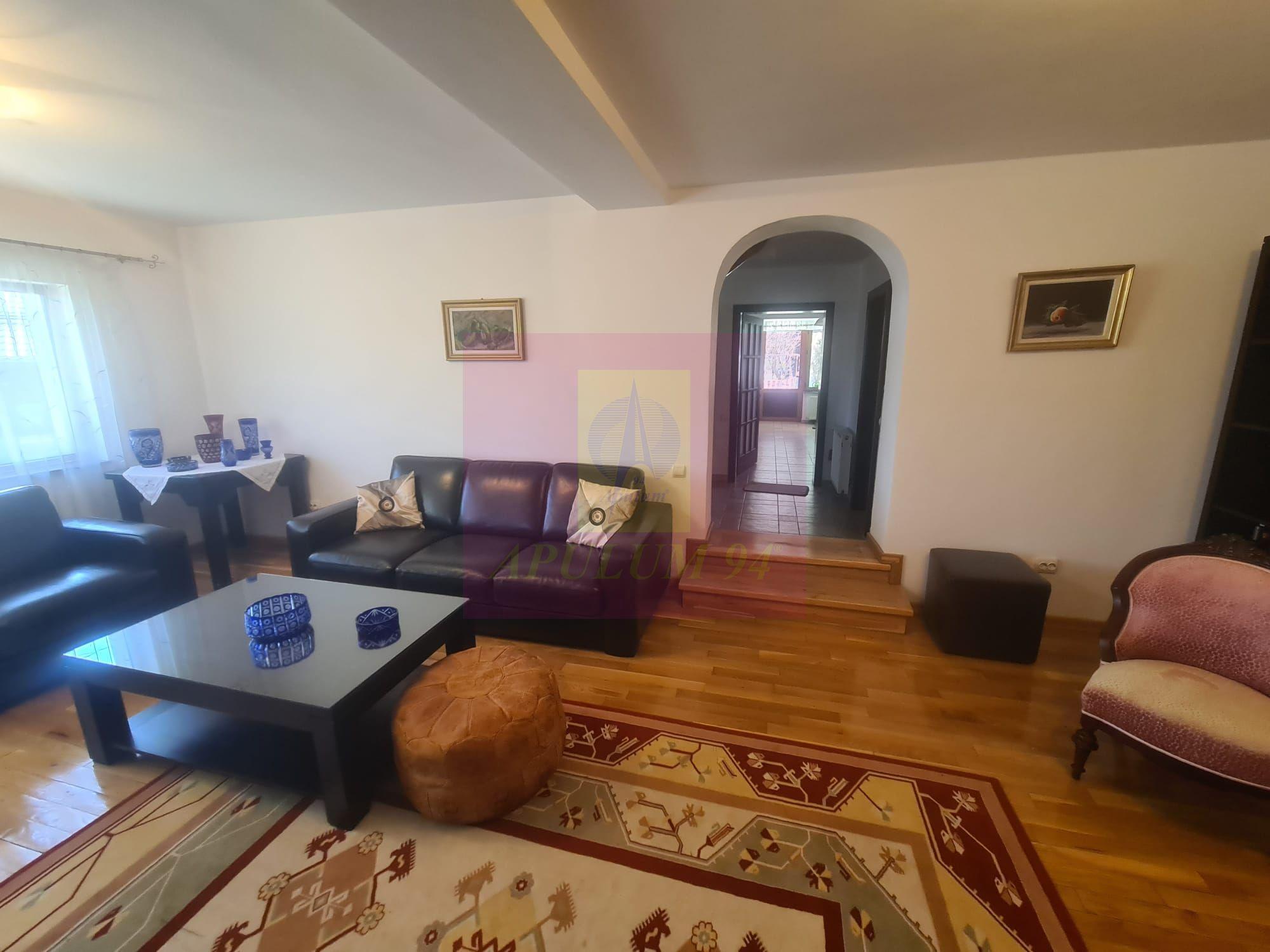 Vila de vanzare in Breaza - Zona Breaza de Sus - 13