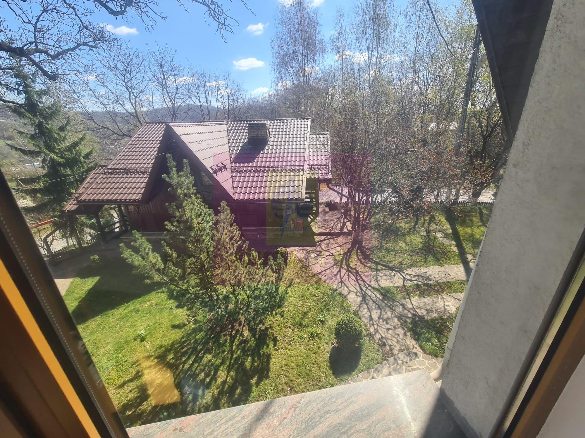 Vila de vanzare in Breaza - Zona Breaza de Sus - 75