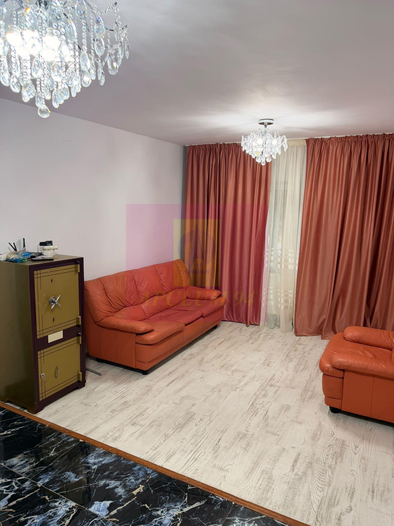 Vanzare apartament 4 camere -Vitanul Nou - 1