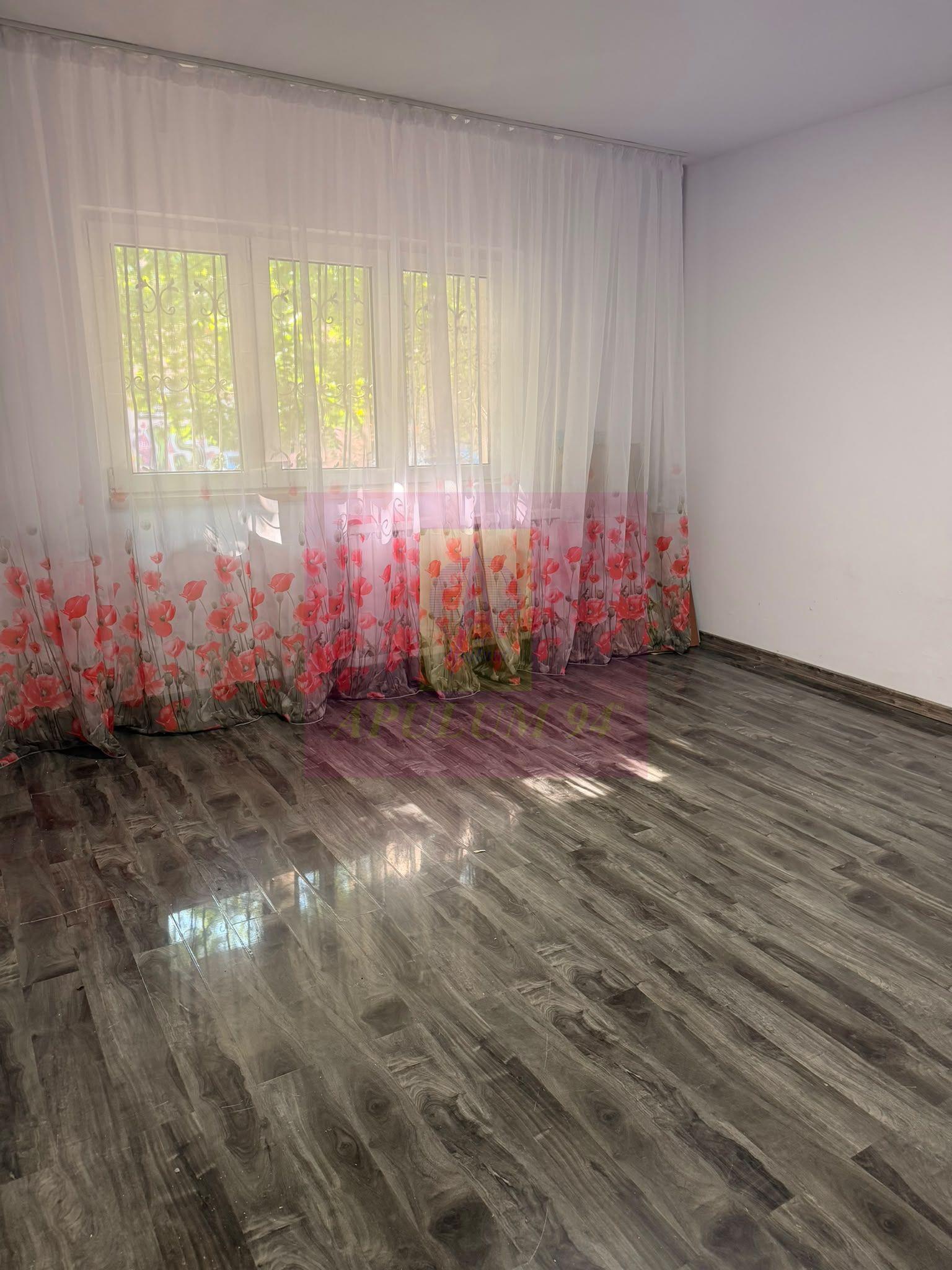 Vanzare apartament 4 camere -Vitanul Nou - 3