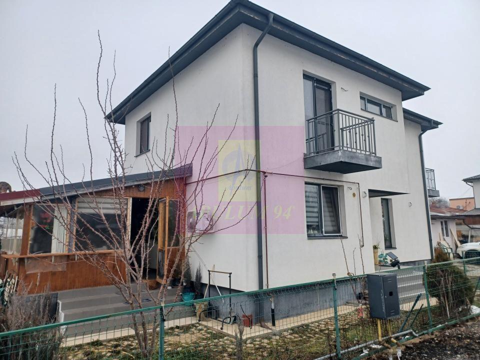 Joița, casă P+1E+pod, 124 mp utili + terasă, balcoane, magazie - 2