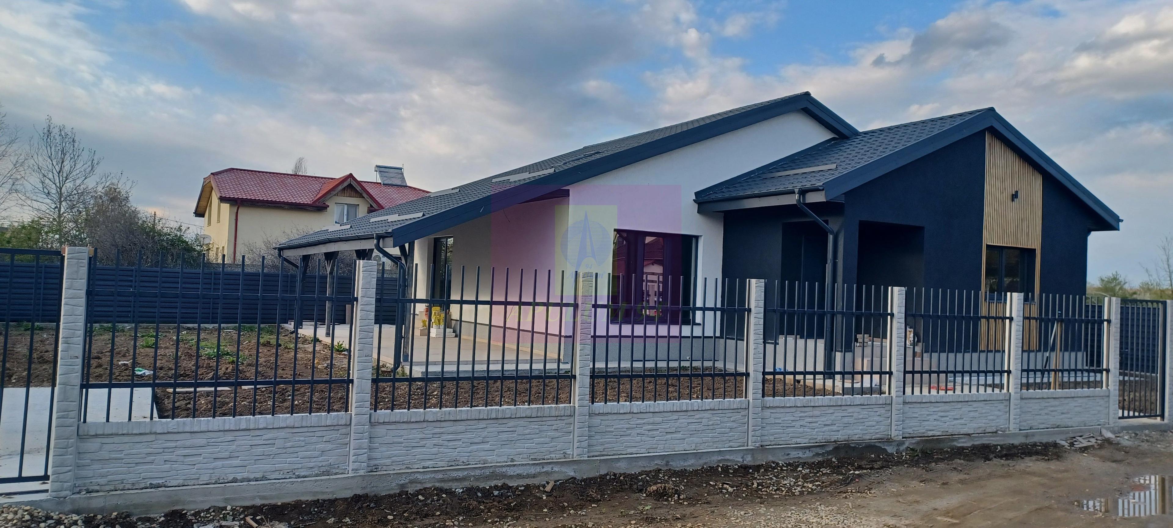 Gulia, casă 4 camere parter, 107 mp utili, curte 500, între 2 păduri - 1