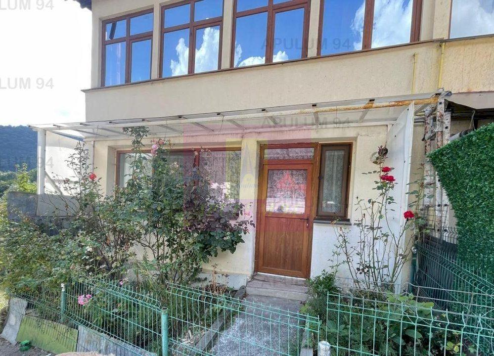 Apartament cu 2 camere de vânzare în Sinaia - 1