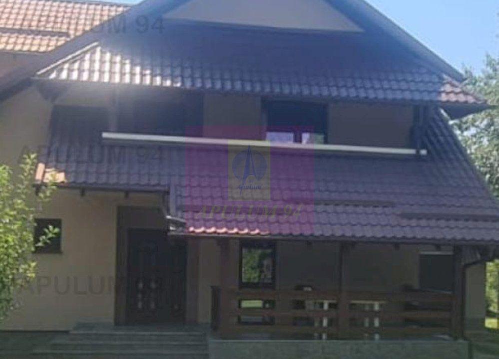 Vilă de vânzare în Breaza - Zona Liceul Militar - 77